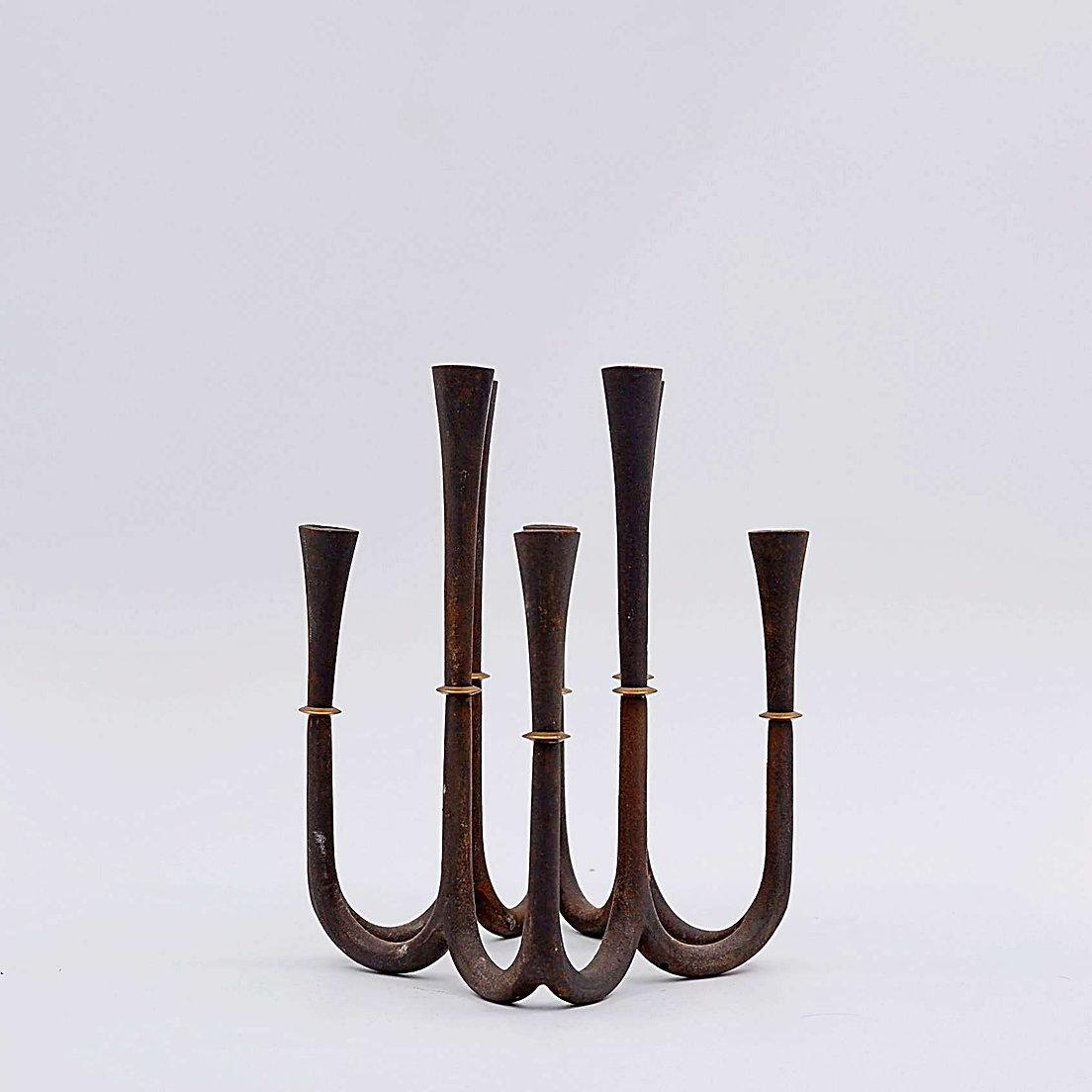 Ottone Portacandele in ghisa e ottone di Jens Quistgaard per Dansk Designs, anni '60 in vendita