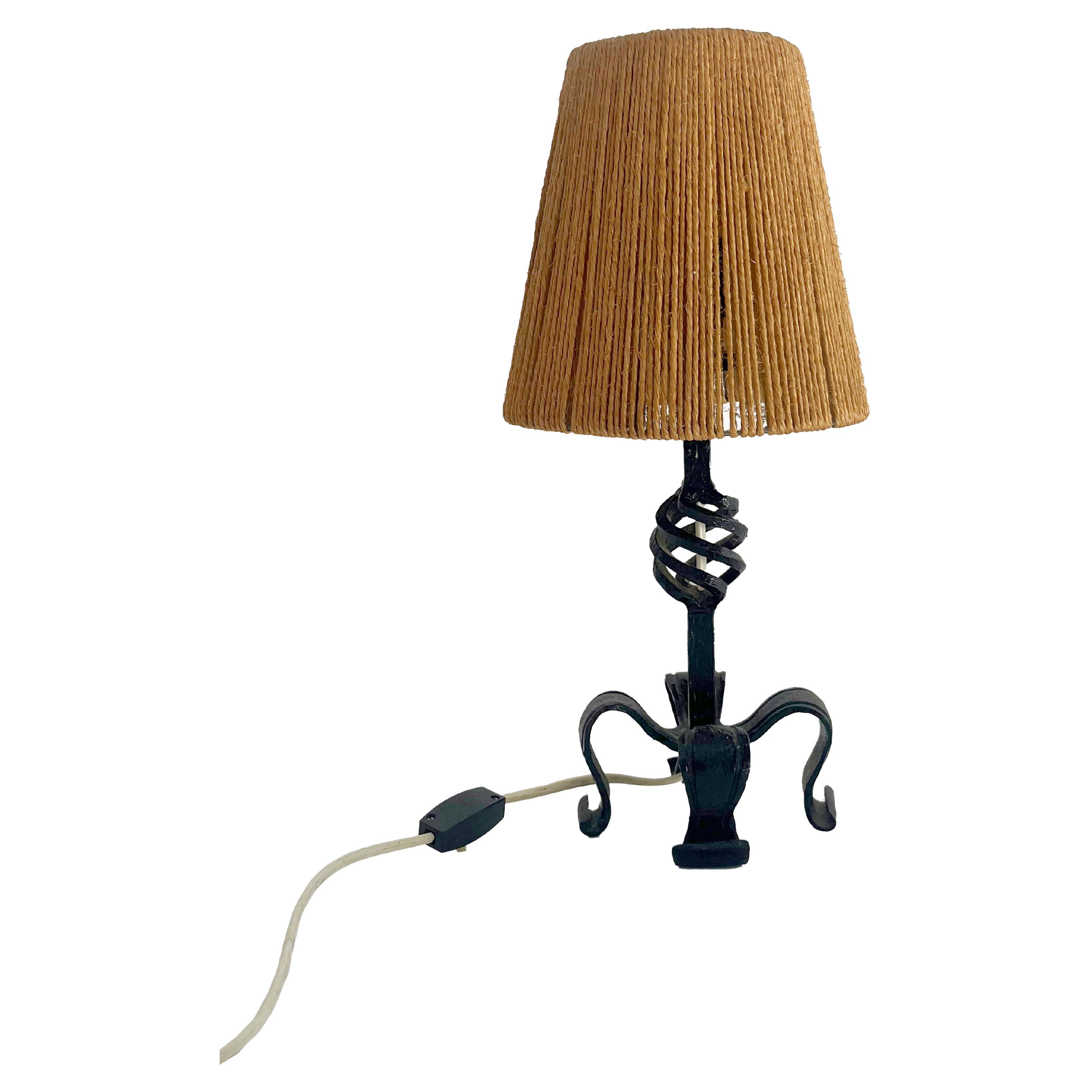 Cast iron and jute table lamp - Handcrafted 1960s