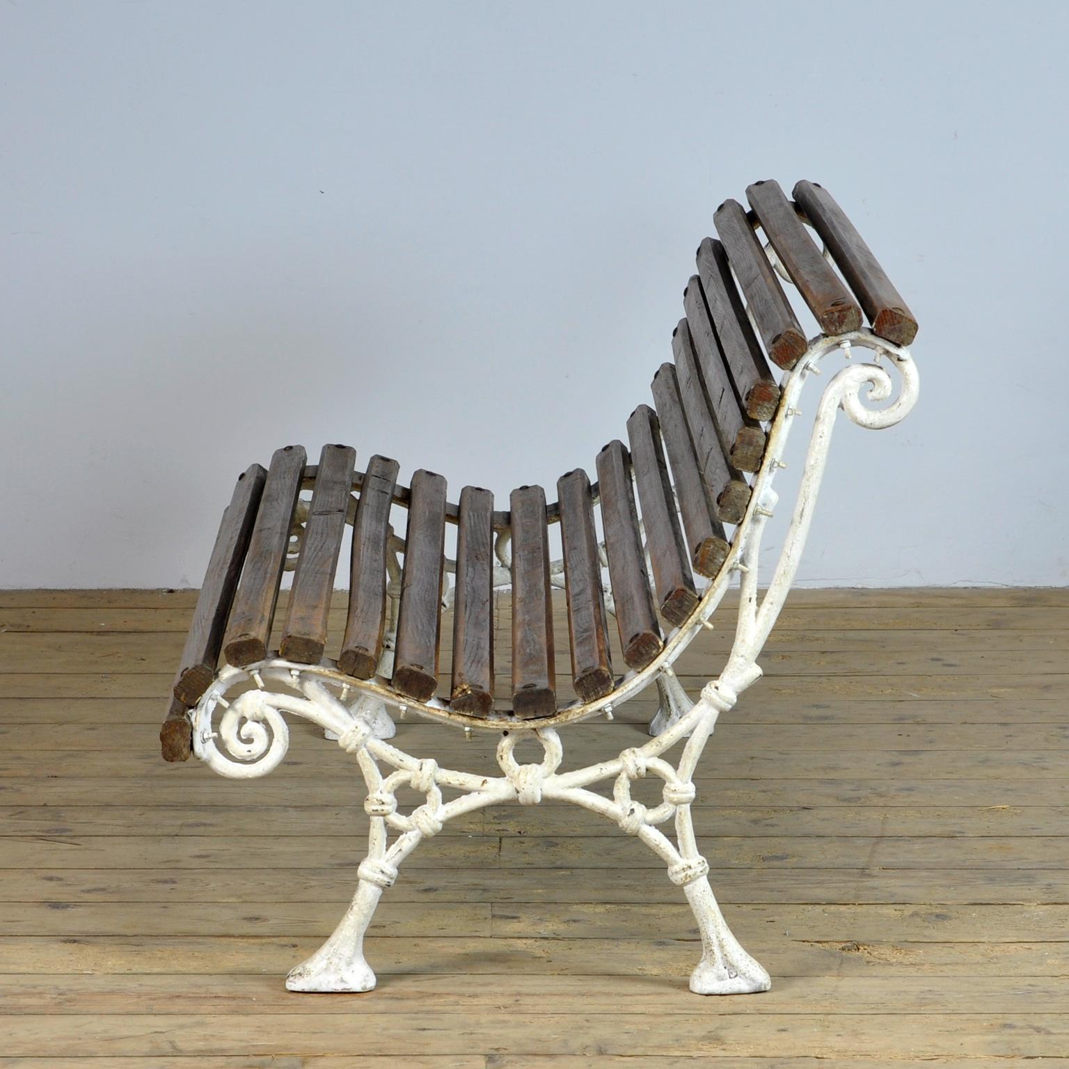 Cast Iron and Pine Garden Bench, 1920's In Good Condition In Amsterdam, Noord Holland