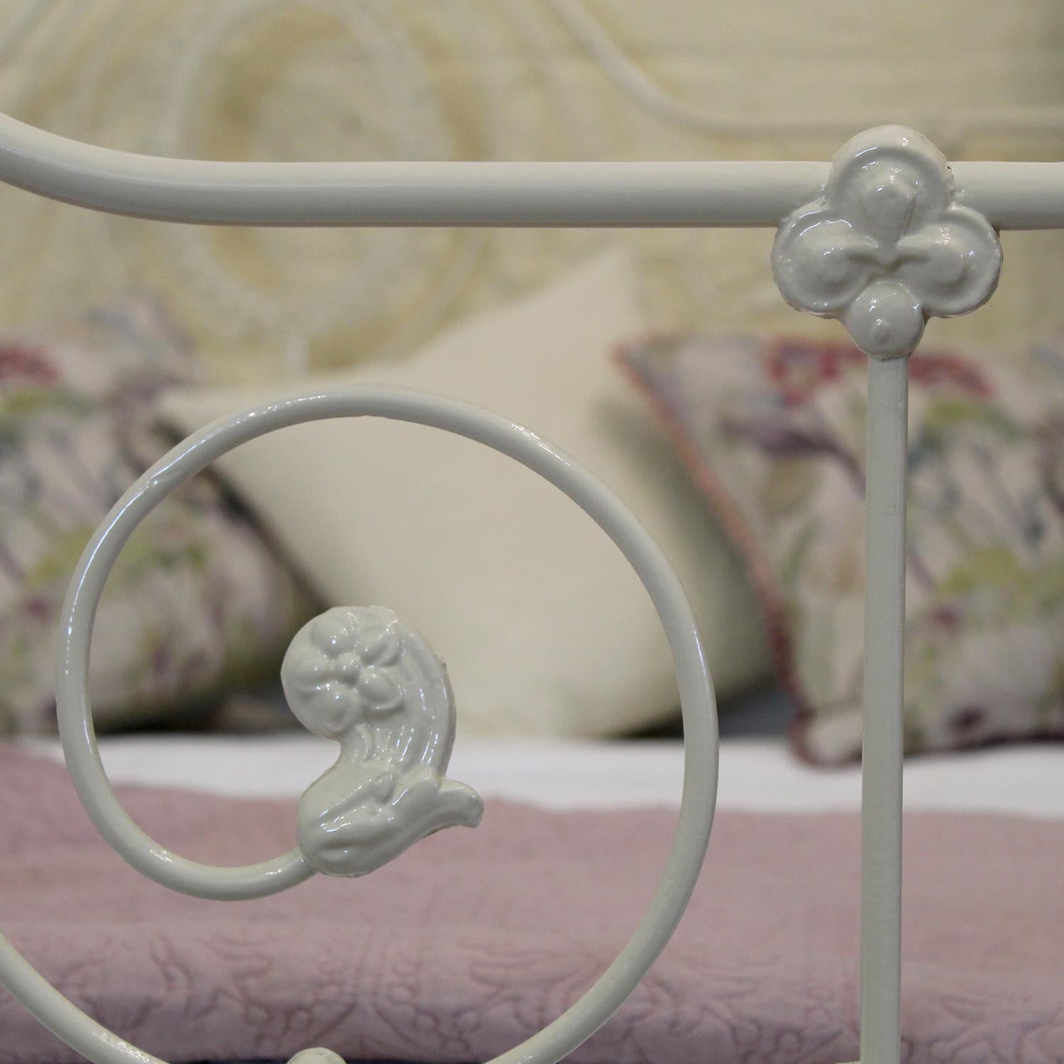 19th Century Cast Iron Antique Four Poster Bed M4P38