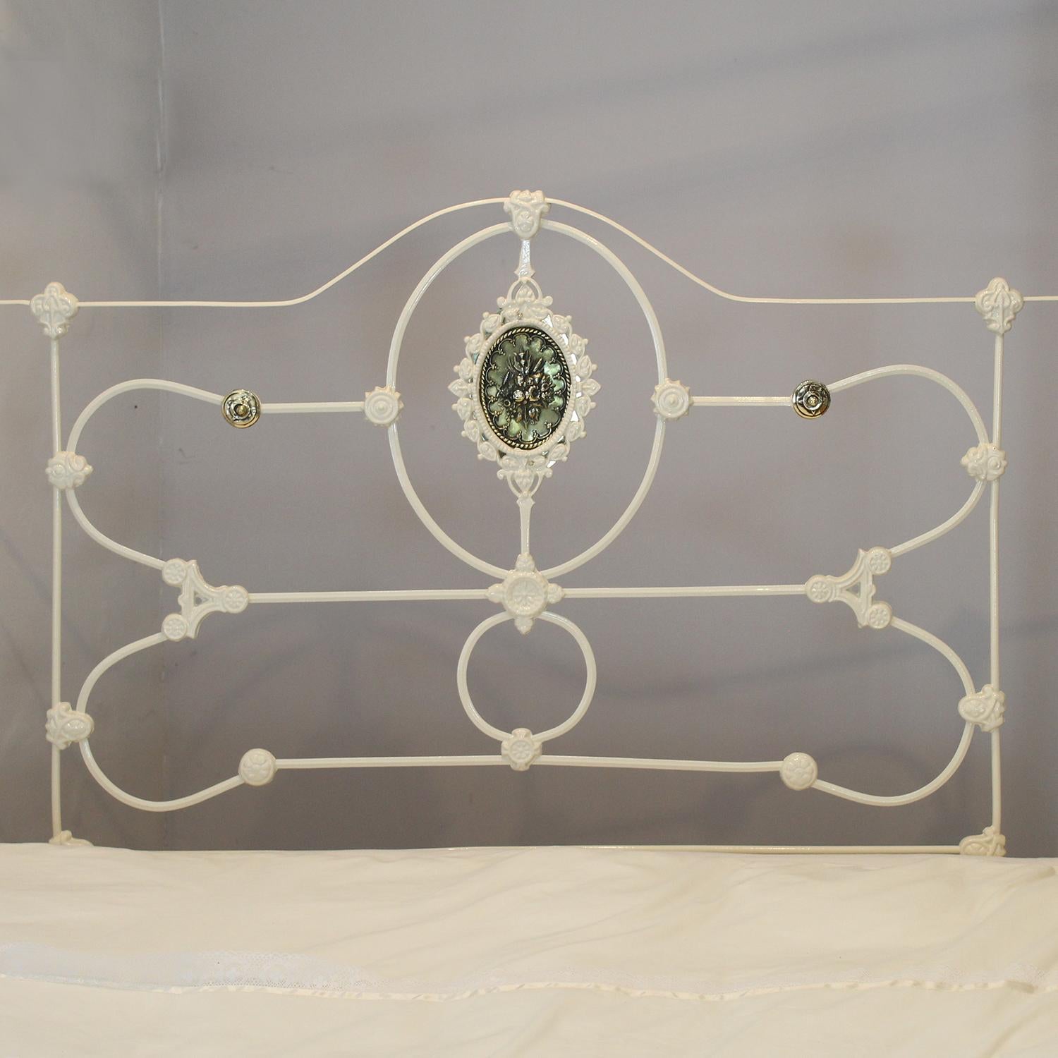 Cast Iron Antique Four Poster Bed M4P40 In Good Condition In Wrexham, GB