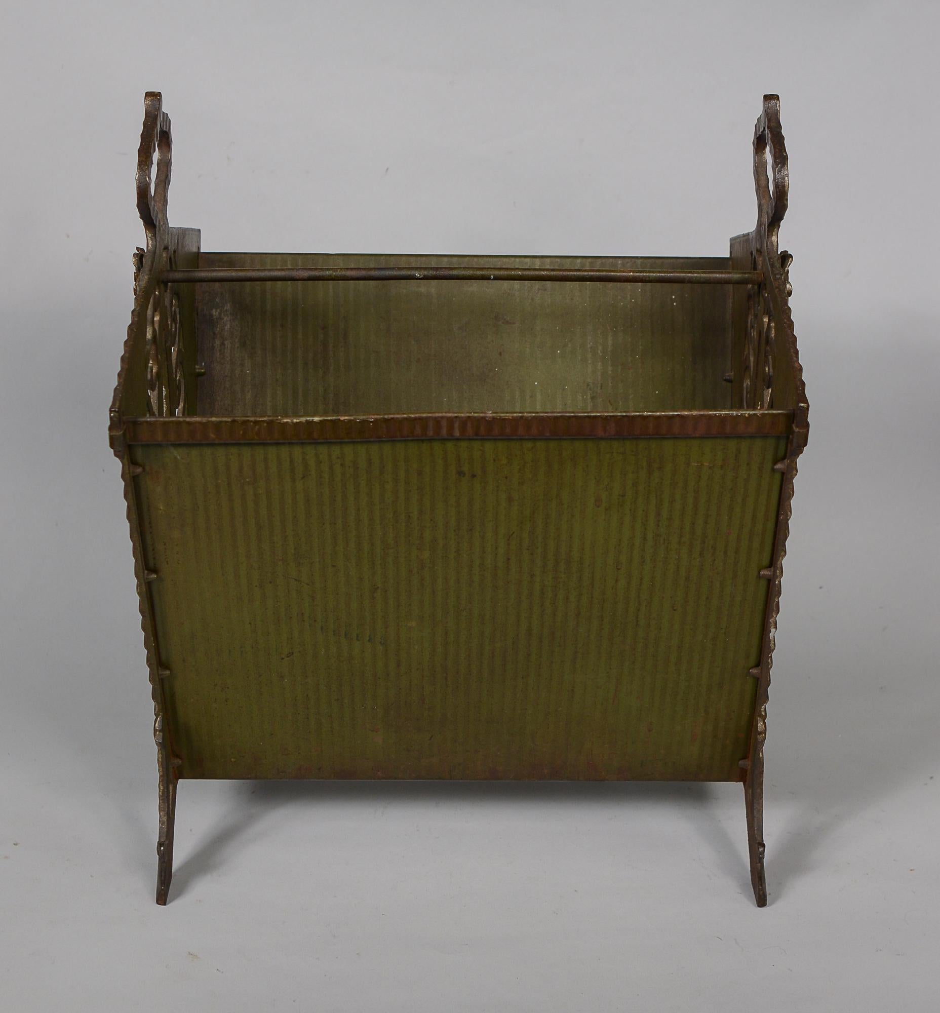 Cast Iron Art Deco Magazine Rack or Holder by Verona In Fair Condition For Sale In San Mateo, CA