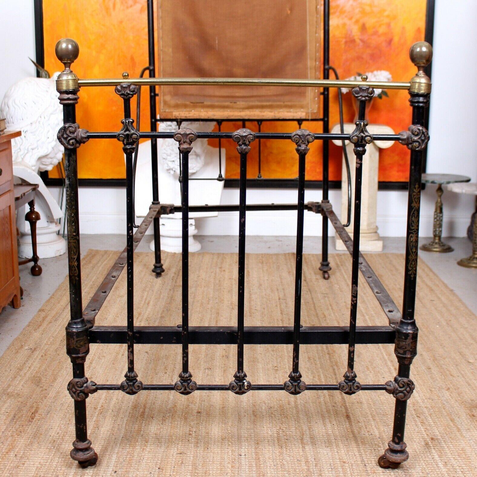 Cast Iron Bed Frame Brass Victorian 19th Century Bedframe In Good Condition For Sale In Newcastle upon Tyne, GB