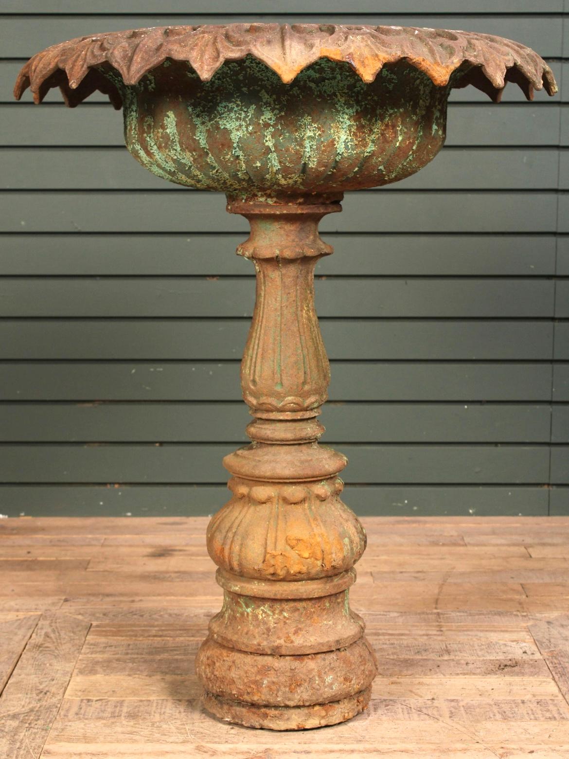 Américain Jardinière en fonte, attribuée à FISK