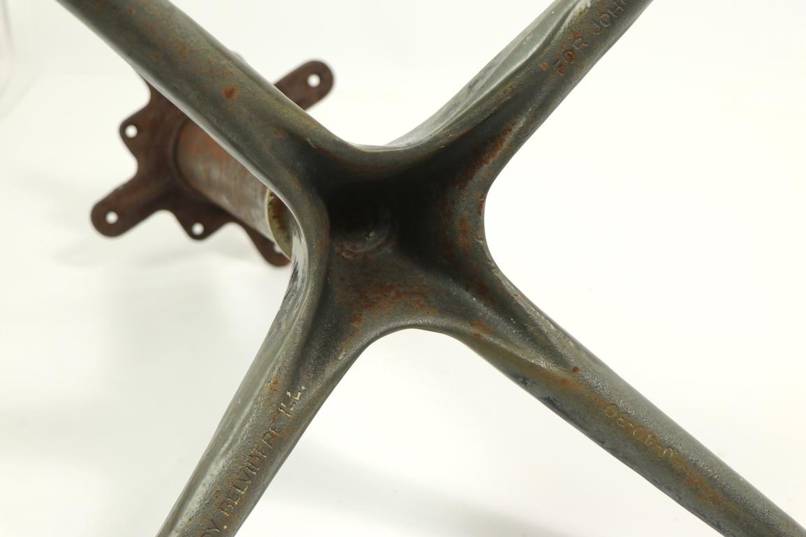 Cast Iron Cafe Table Base 7