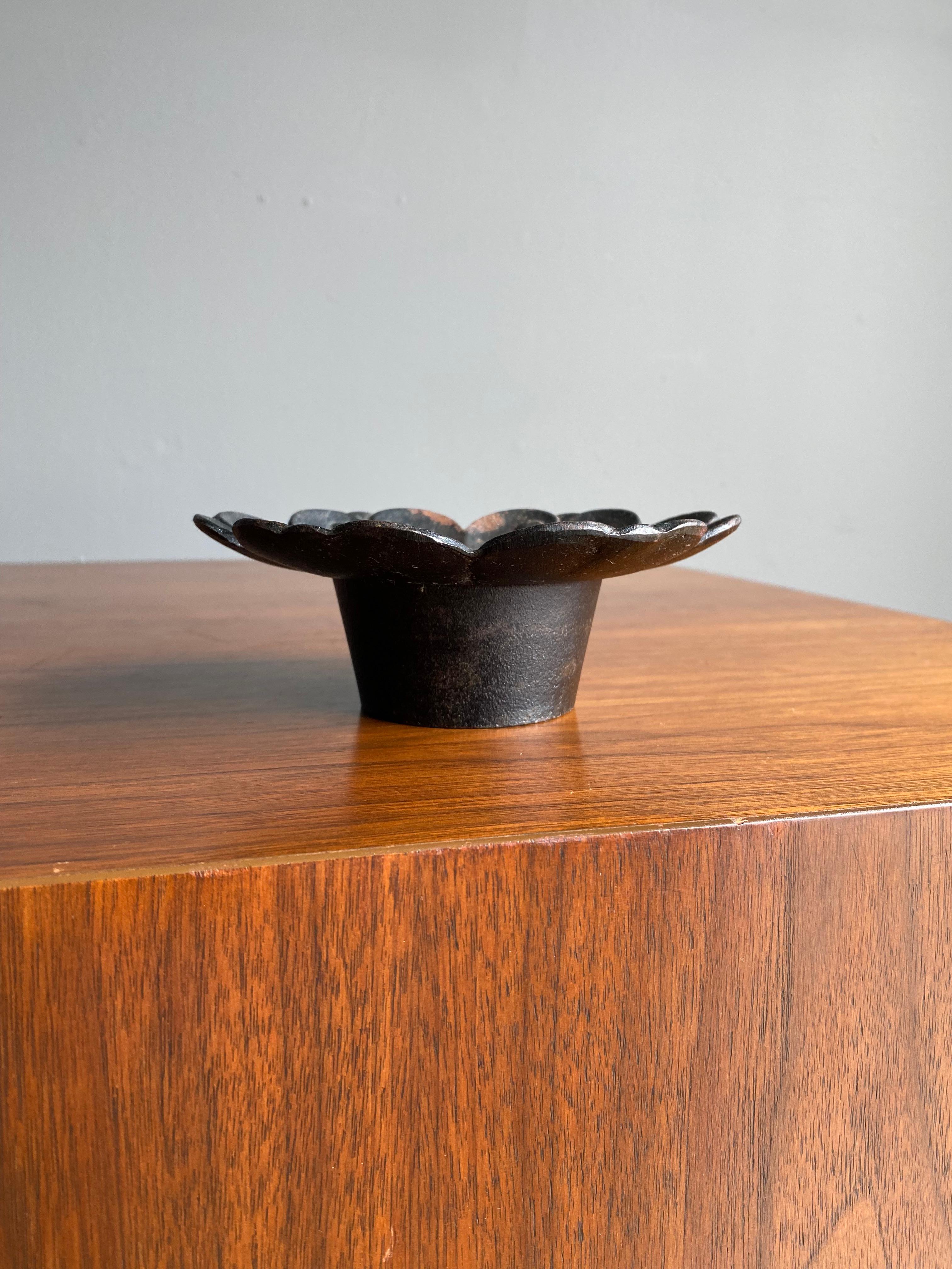 Mid-Century Modern Cast Iron Candle Holder, Japan circa, 1960 For Sale