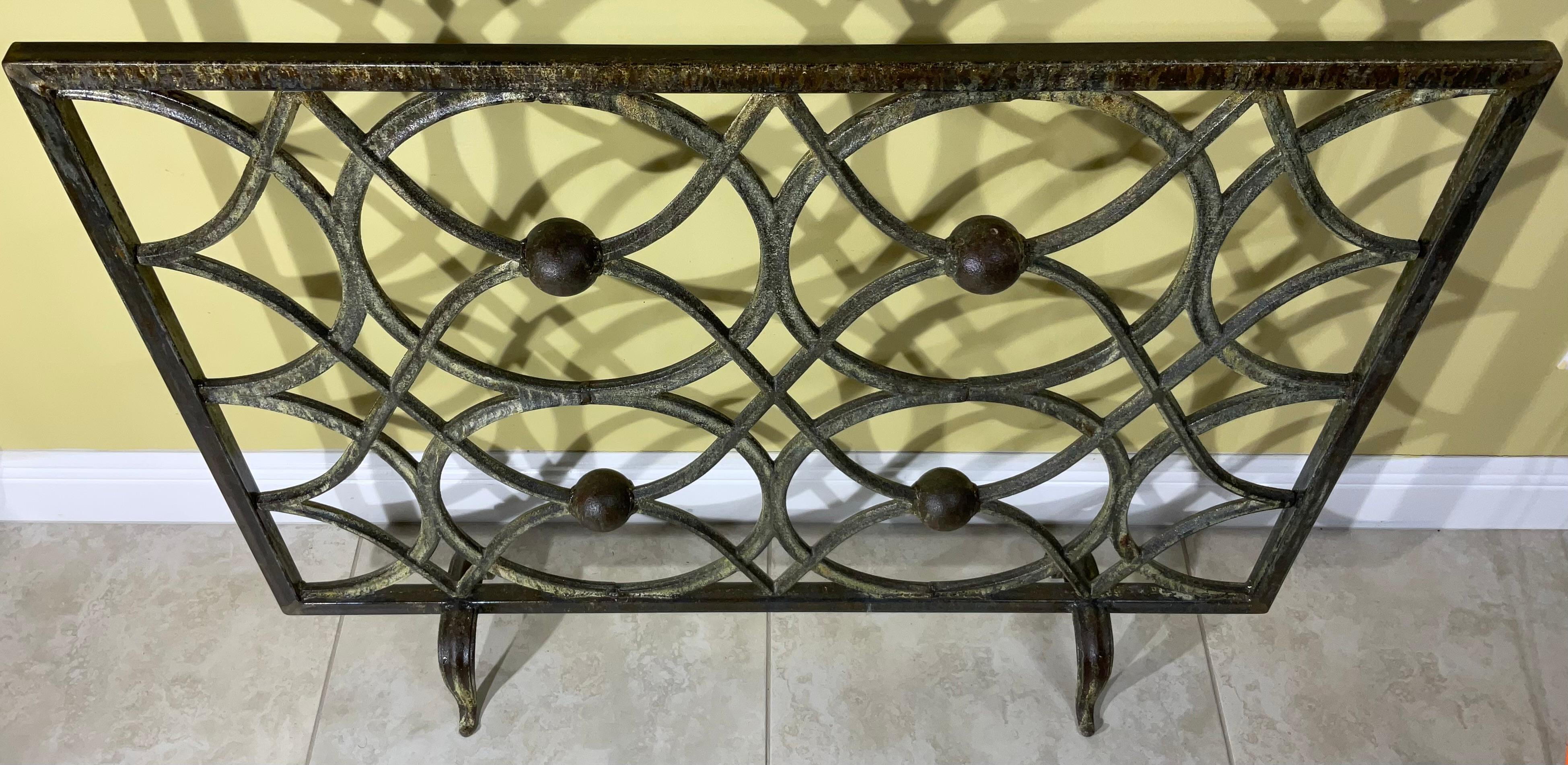 Cast Iron Circle Motif Fireplace Screen For Sale 5