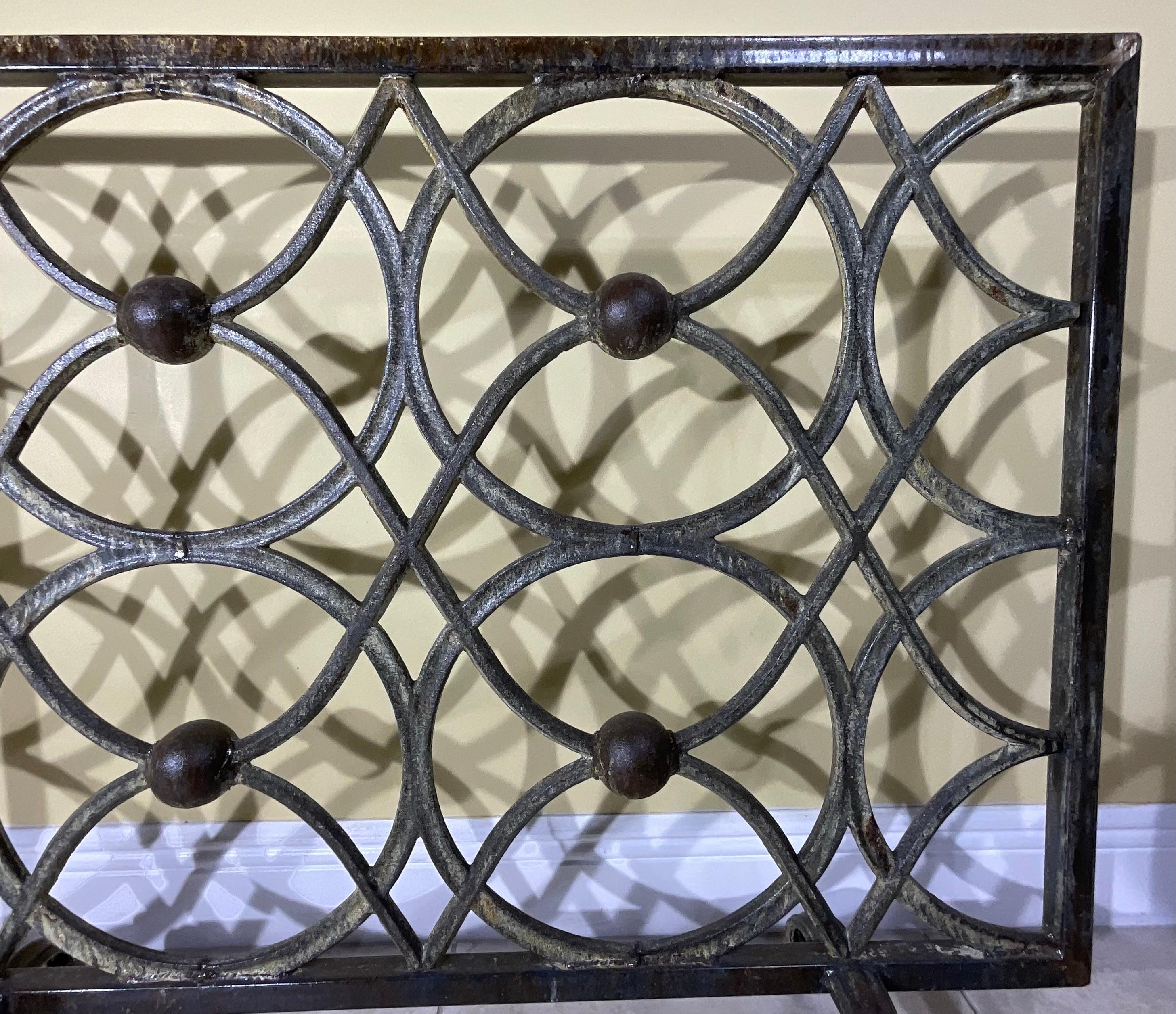 Cast Iron Circle Motif Fireplace Screen For Sale 2