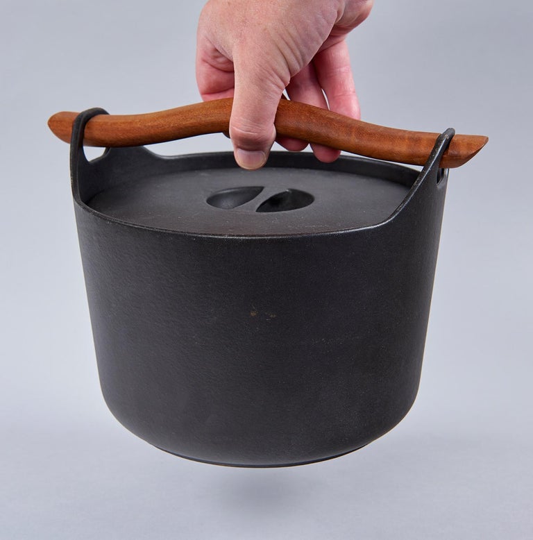 Cast Iron Cooking Pot by Timo Sarpaneva For Sale at 1stdibs