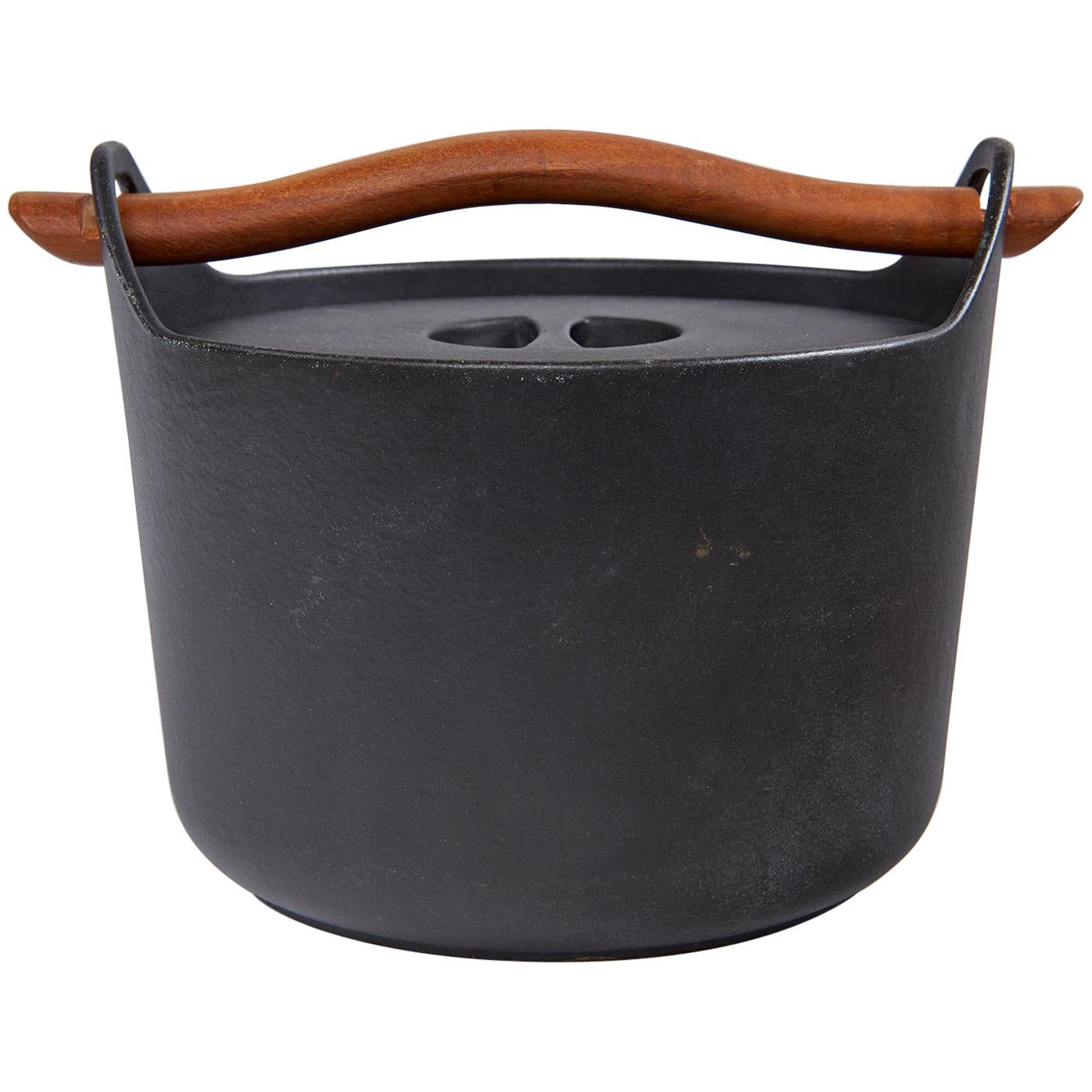 Cast Iron Cooking Pot by Timo Sarpaneva For Sale