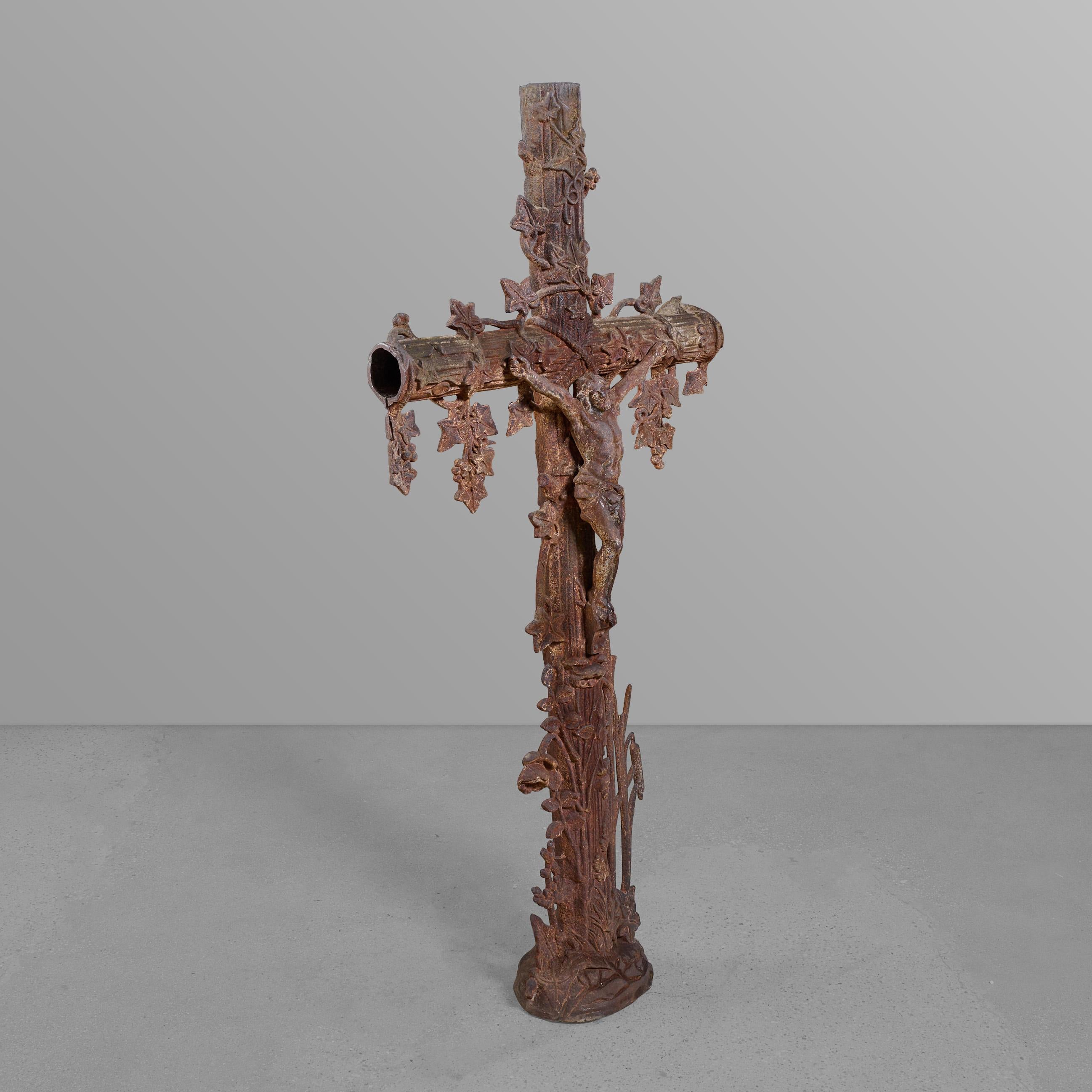 Cast iron crucifix. Great casting and quality.

