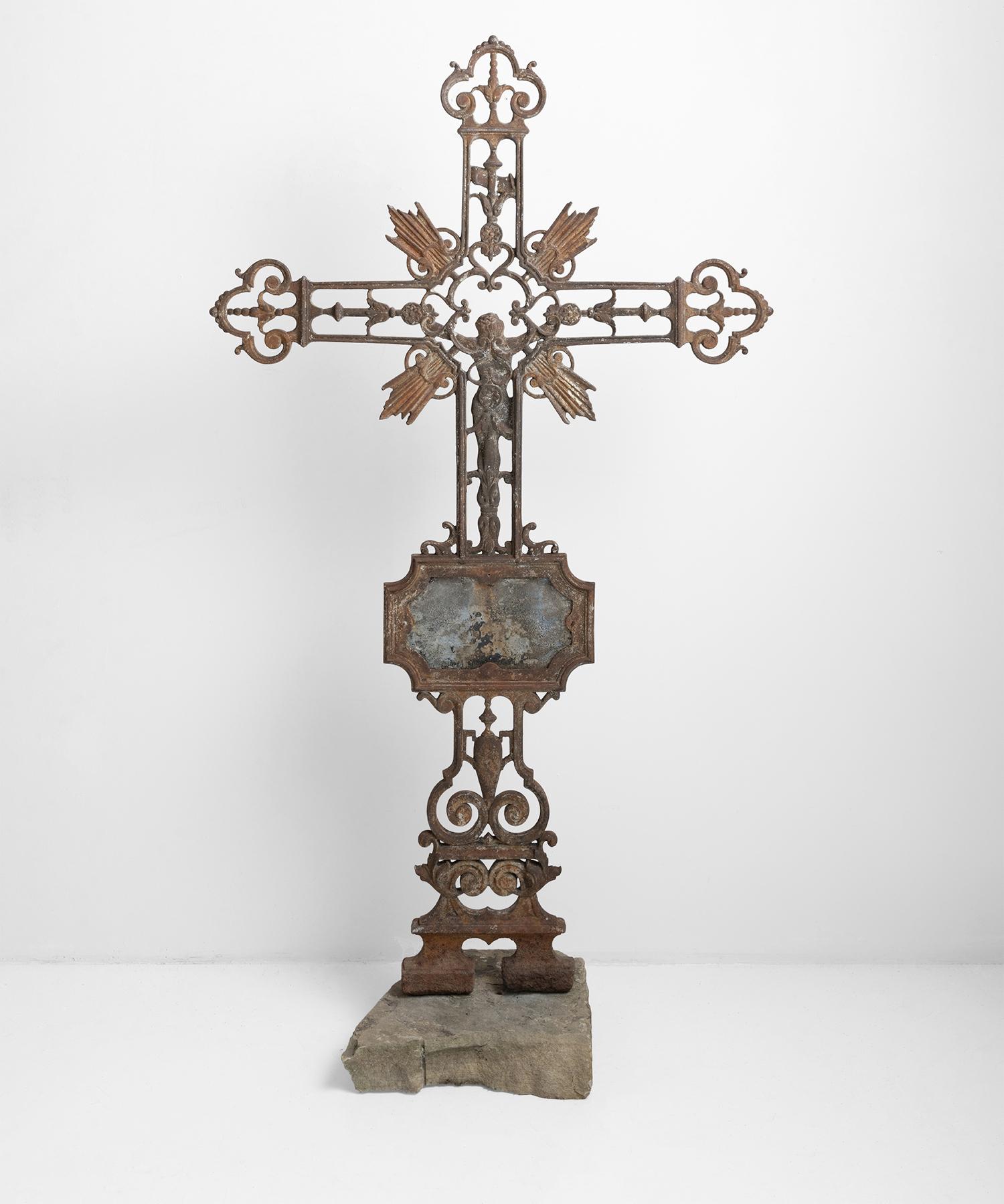 Beautiful cross with beautiful patina and remnants of original paint.
  