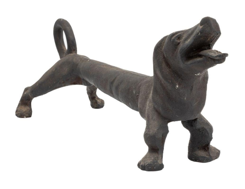 Gusseisen Dackel Feuerhund Andirons, Paar (Gegossen)