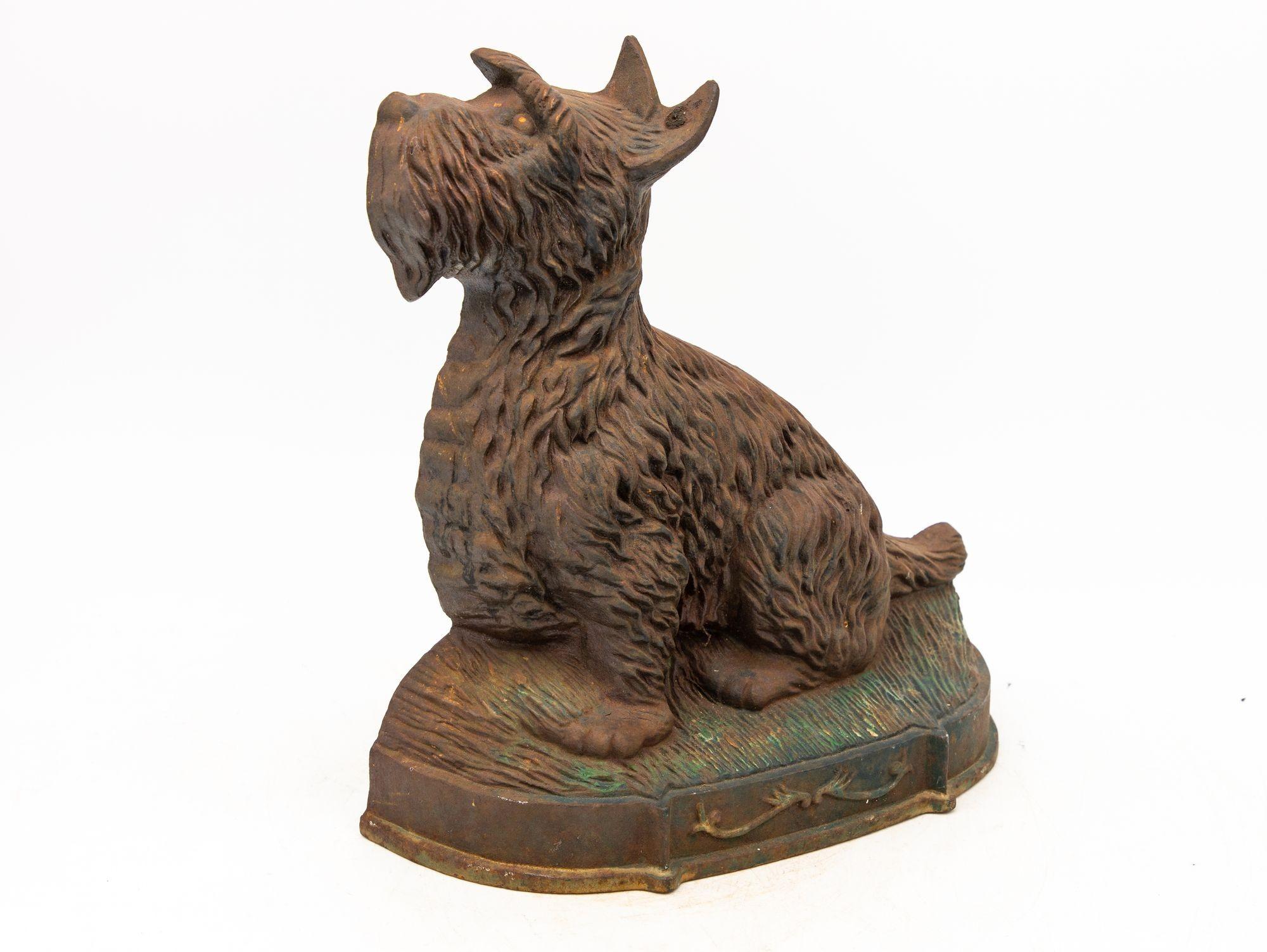 British Cast Iron Door Stop in the Shape of a Scottie, English 20th Century For Sale