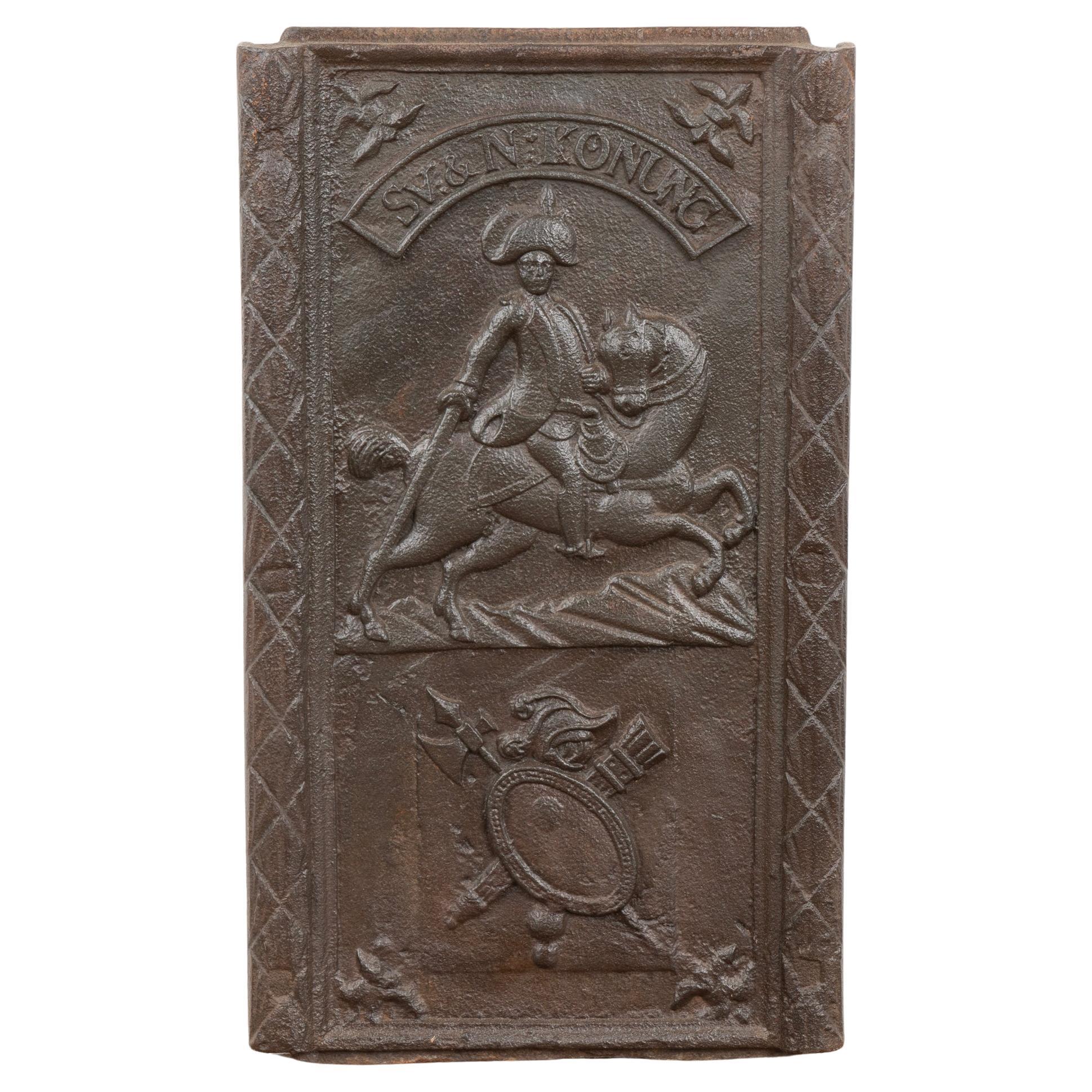 Kaminrücken aus Gusseisen mit Soldaten zu Pferd montiert, Schweden um 1760-1800