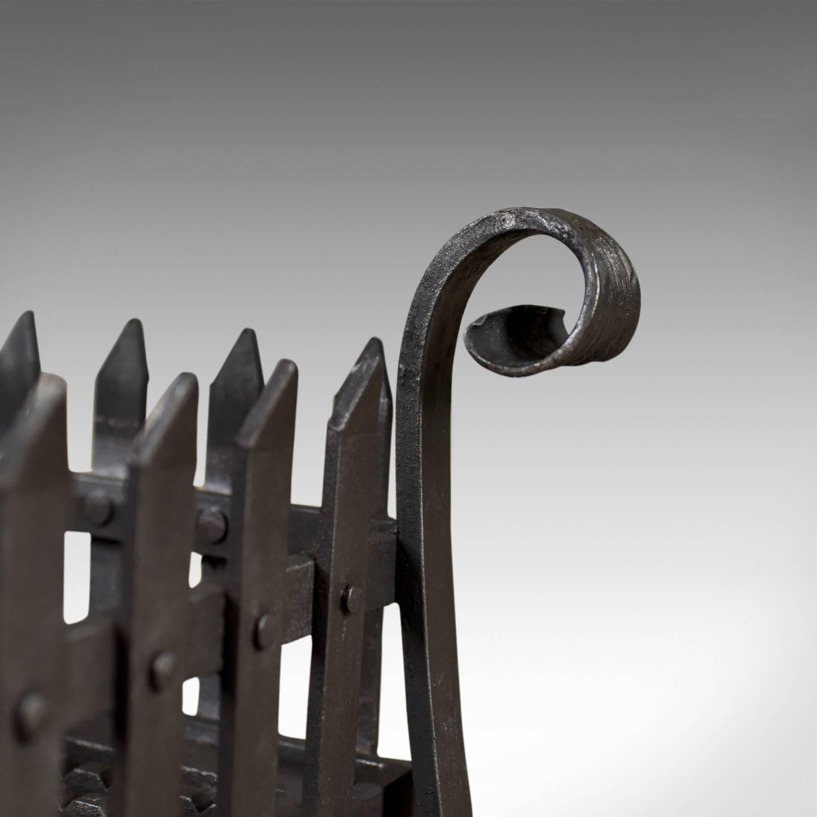 free standing fire grate