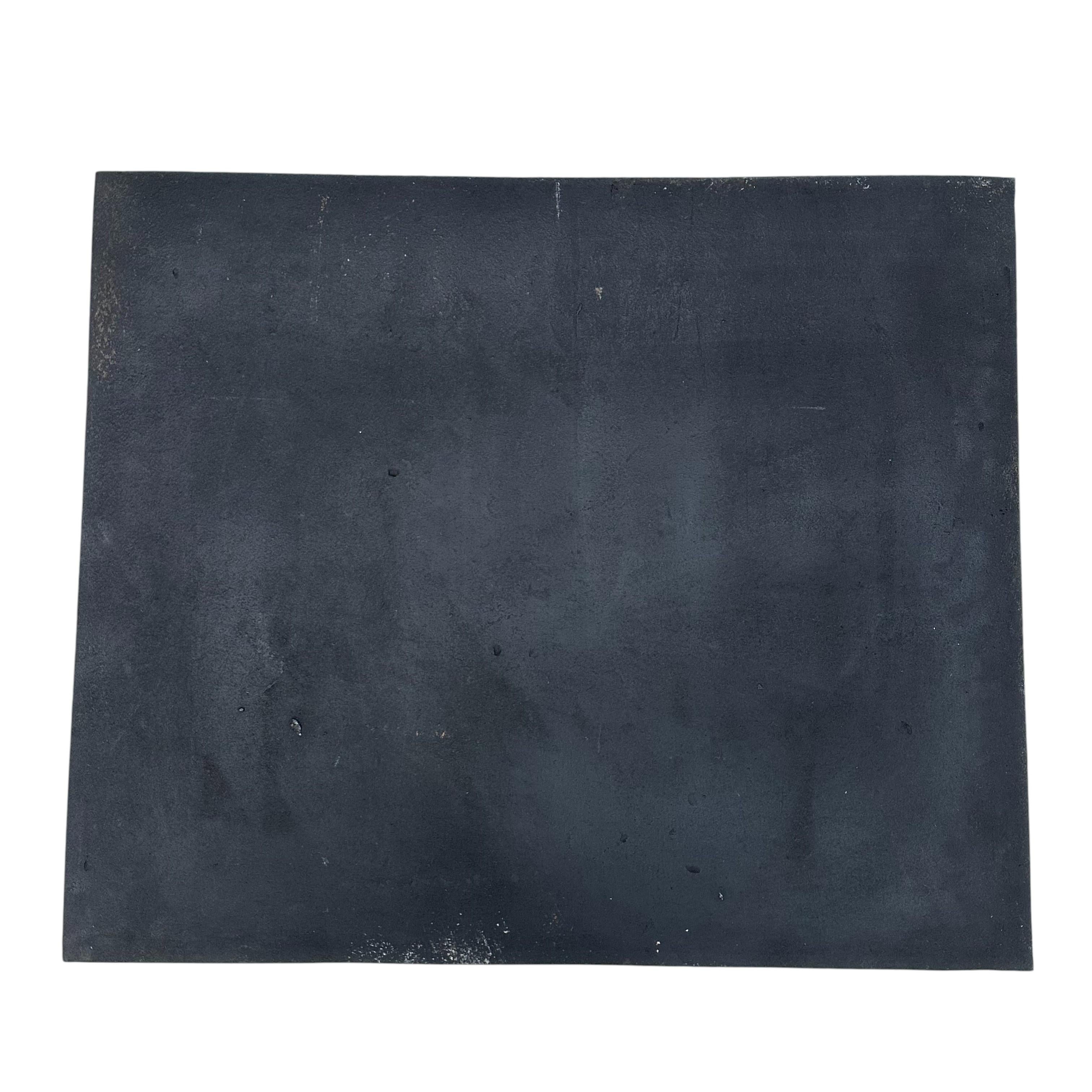 Feuerkorb aus Gusseisen mit Pferden, signiert Raina von Foundery Stern im Angebot 3