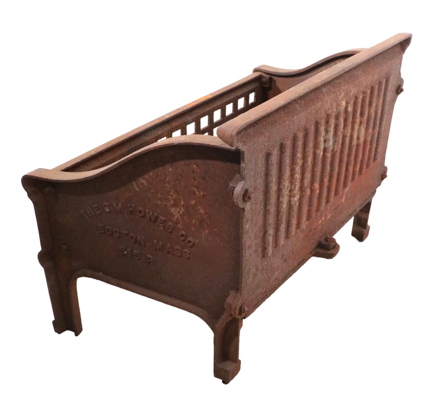 American Classical Cast Iron Fireplace Insert Grate by The CM Howes Co. Boston Mass, 515R