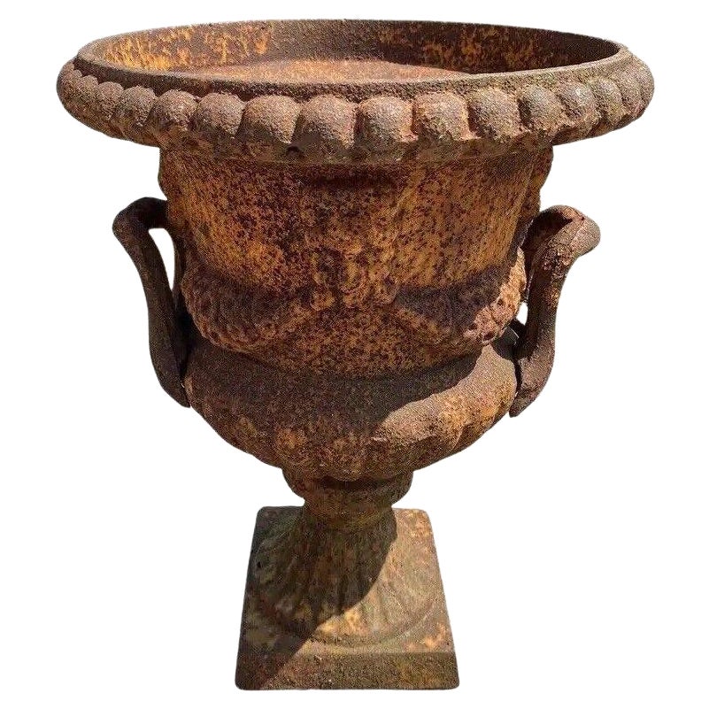 Cast Iron French Classical Style Urn Form Outdoor Garden Planter with Faces