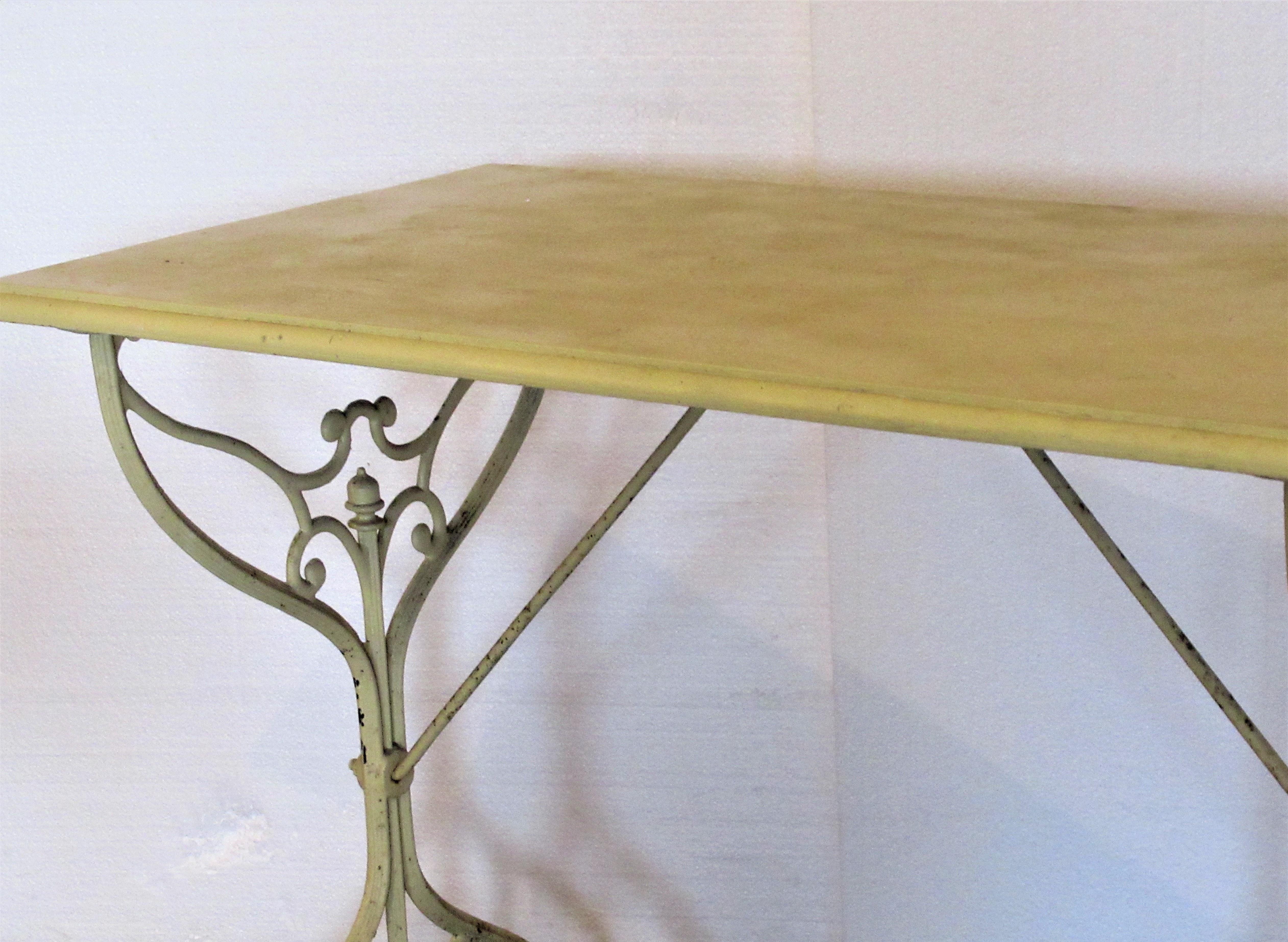 Cast Iron Garden Bistro Cafe Table In Good Condition In Rochester, NY