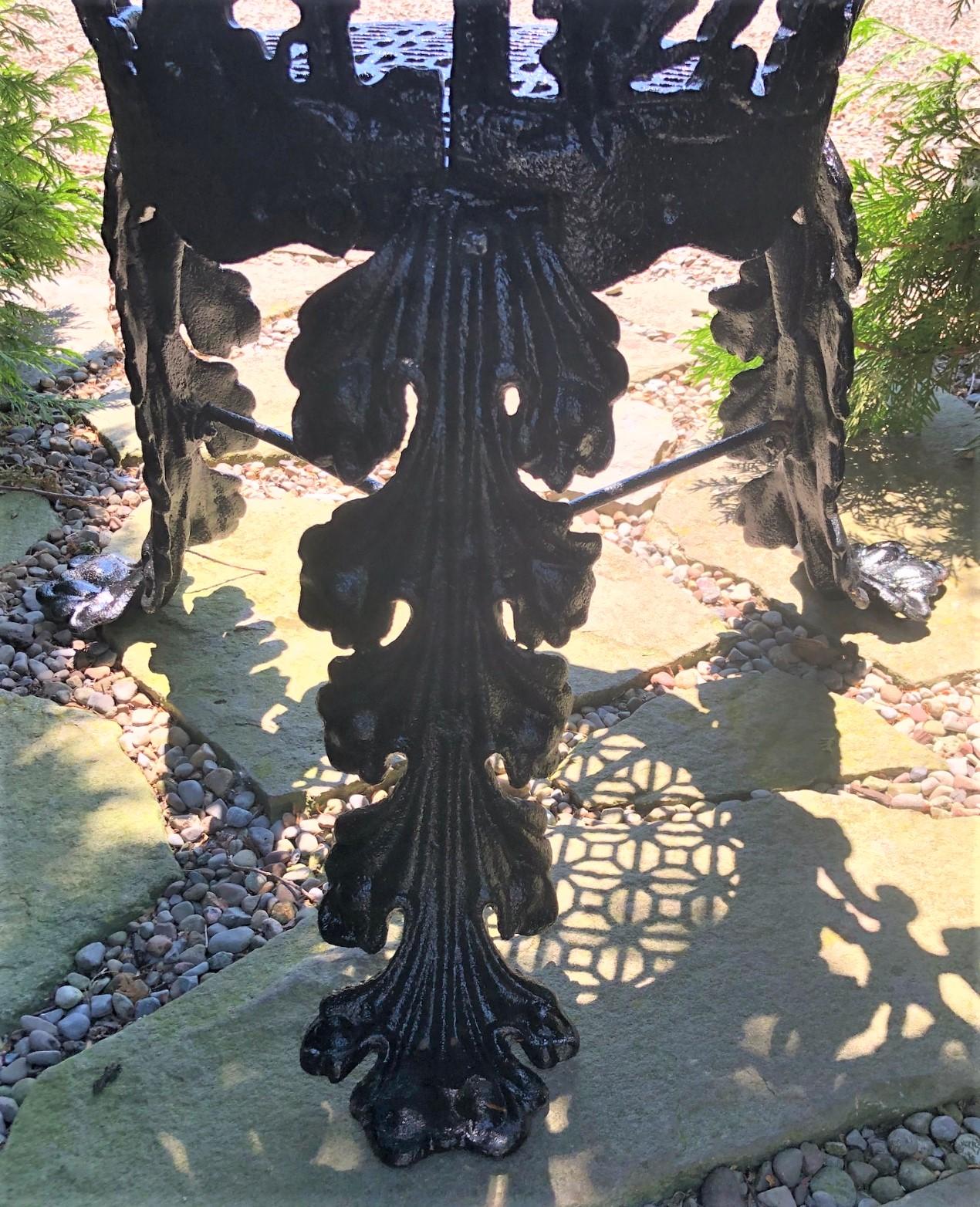 Cast Iron Garden Chair in the Morning Glory Pattern In Good Condition For Sale In West Palm Beach, FL