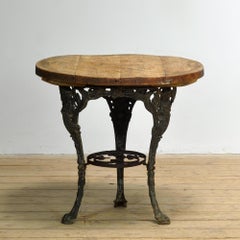 Table de jardin en fonte avec plateau en pin