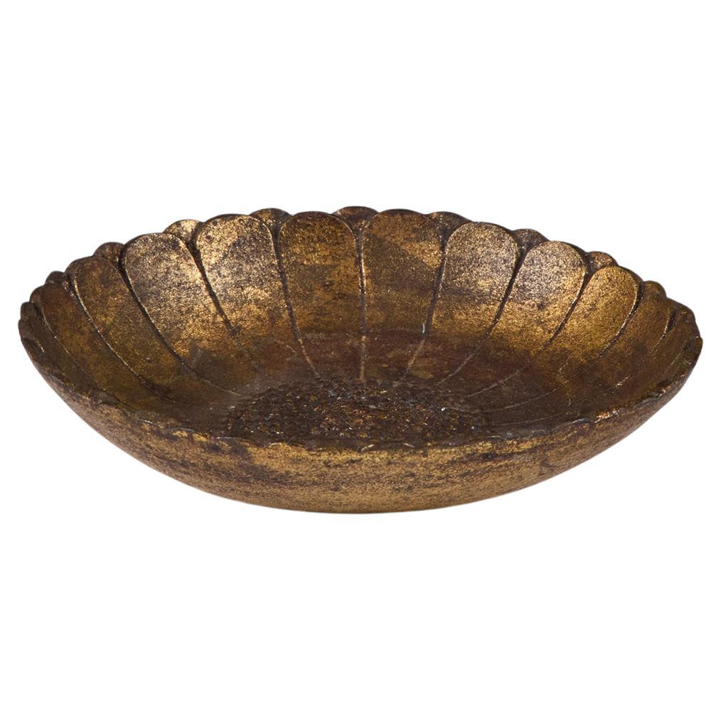 Bol à tournesol doré en fonte en vente