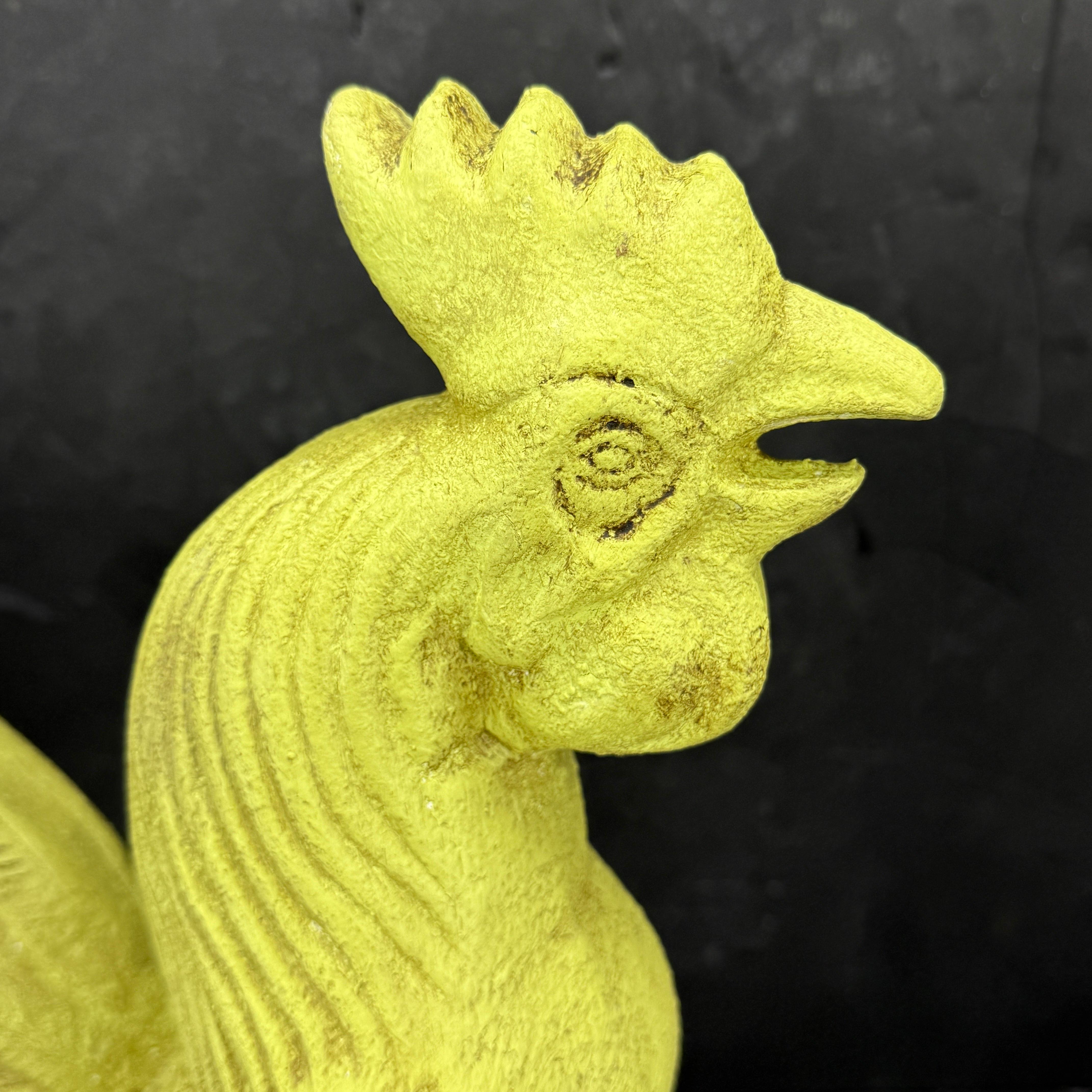 Sculpture de coq en fonte peinte en vert Butoir de porte en vente 6