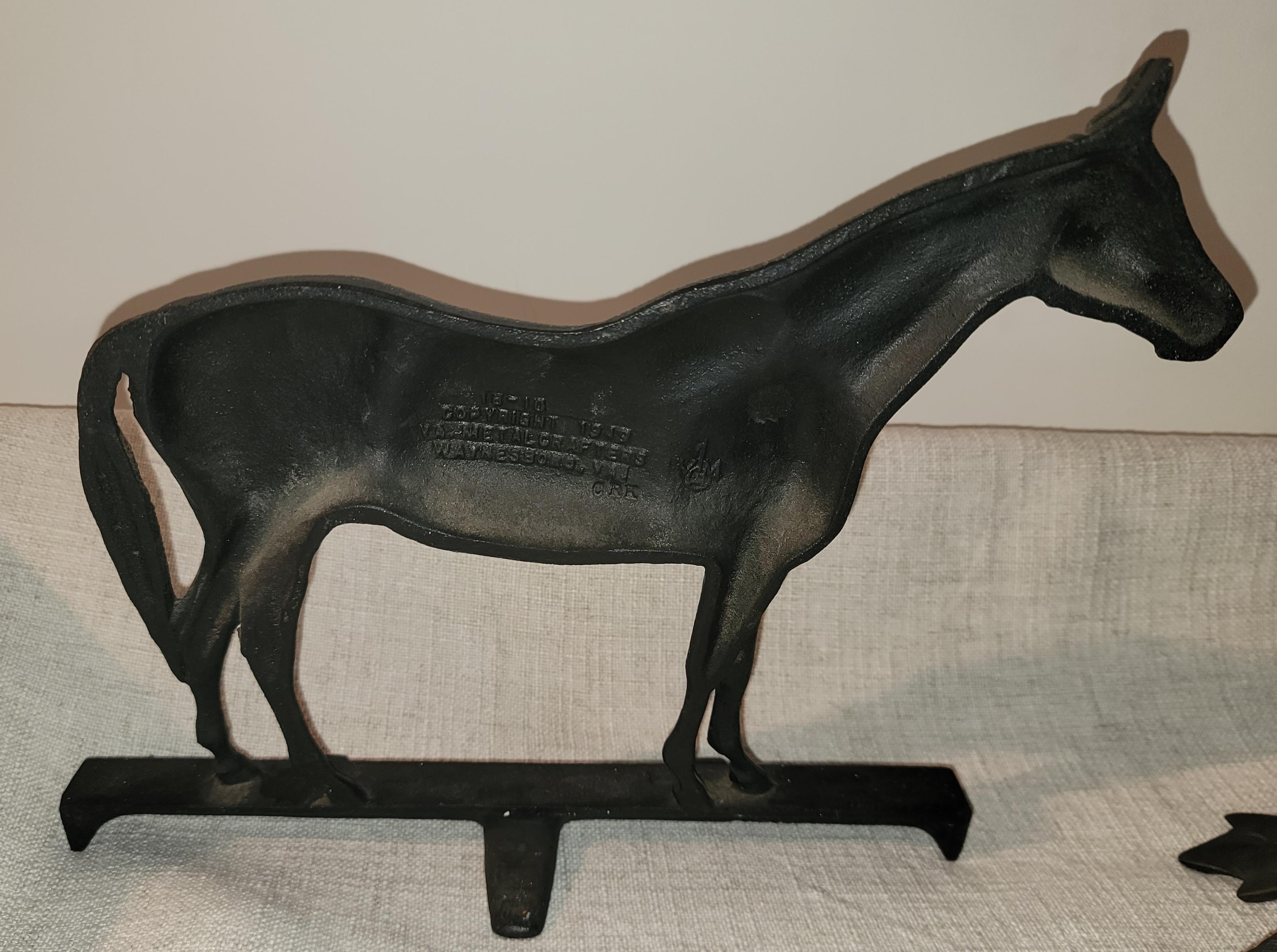 Cast Iron Horse Doorstop Signed Hunter In Good Condition For Sale In Los Angeles, CA