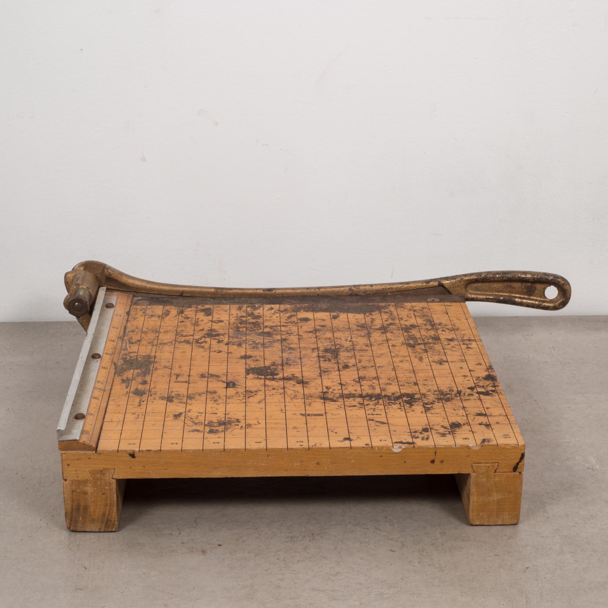 Industrial Cast Iron Ingento No. 3 Paper Cutter, circa 1940