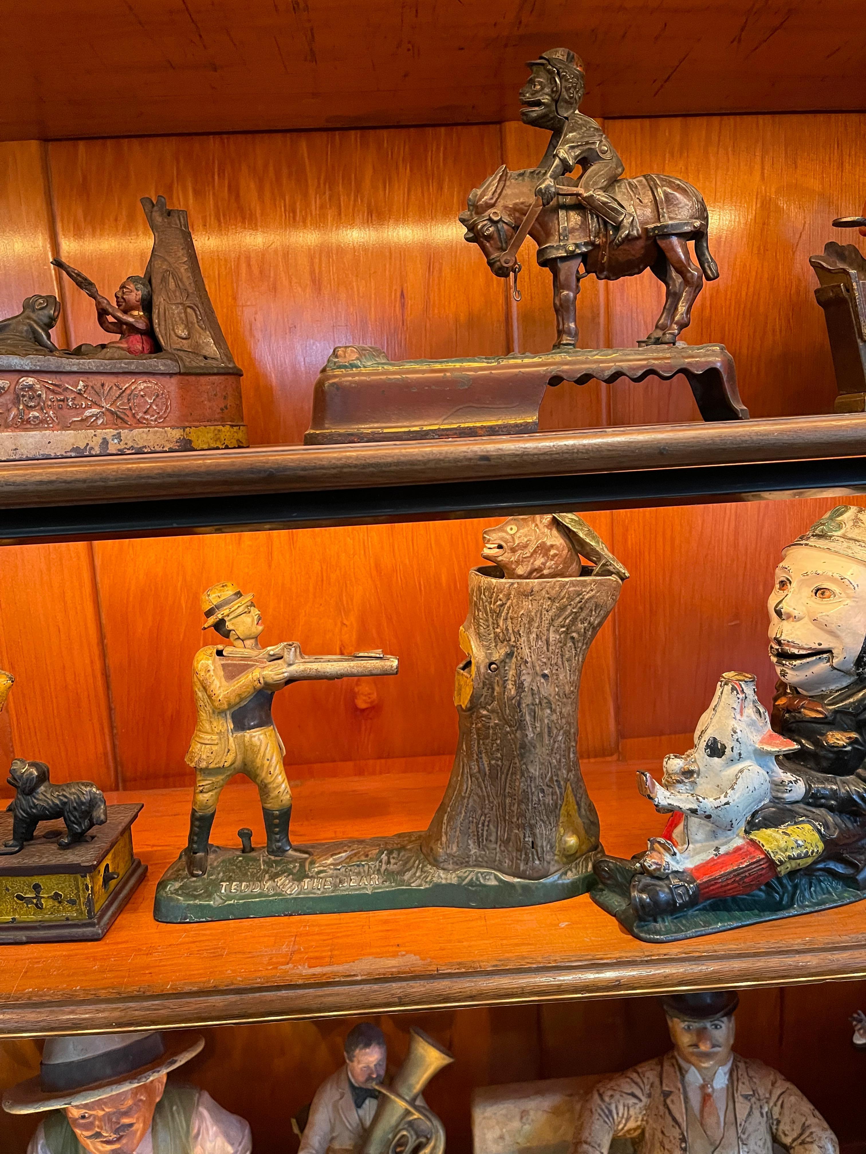 Banque à bouledogue mécanique en fonte, par J & E Stevens, 1890, d'origine en vente 4