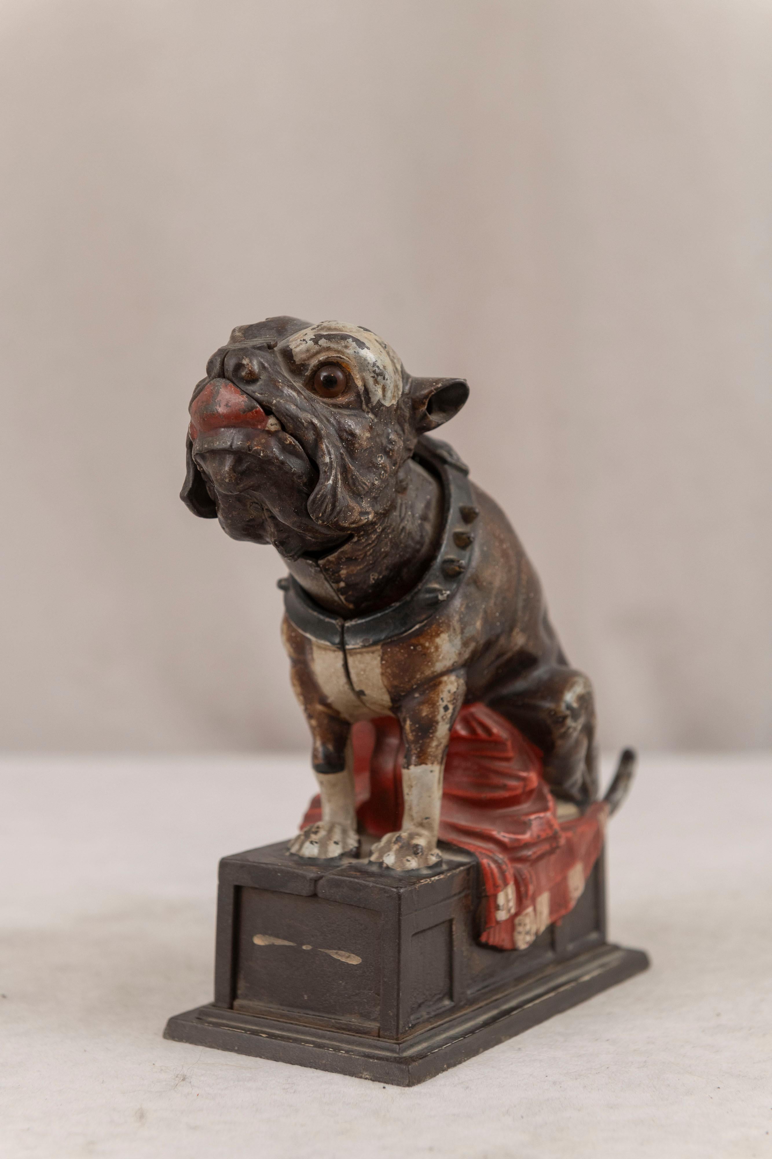  Sto vendendo la mia collezione di banche meccaniche e questa era sicuramente una delle mie preferite. Come mi è stato insegnato da un esperto di queste banche più di 40 anni fa, 