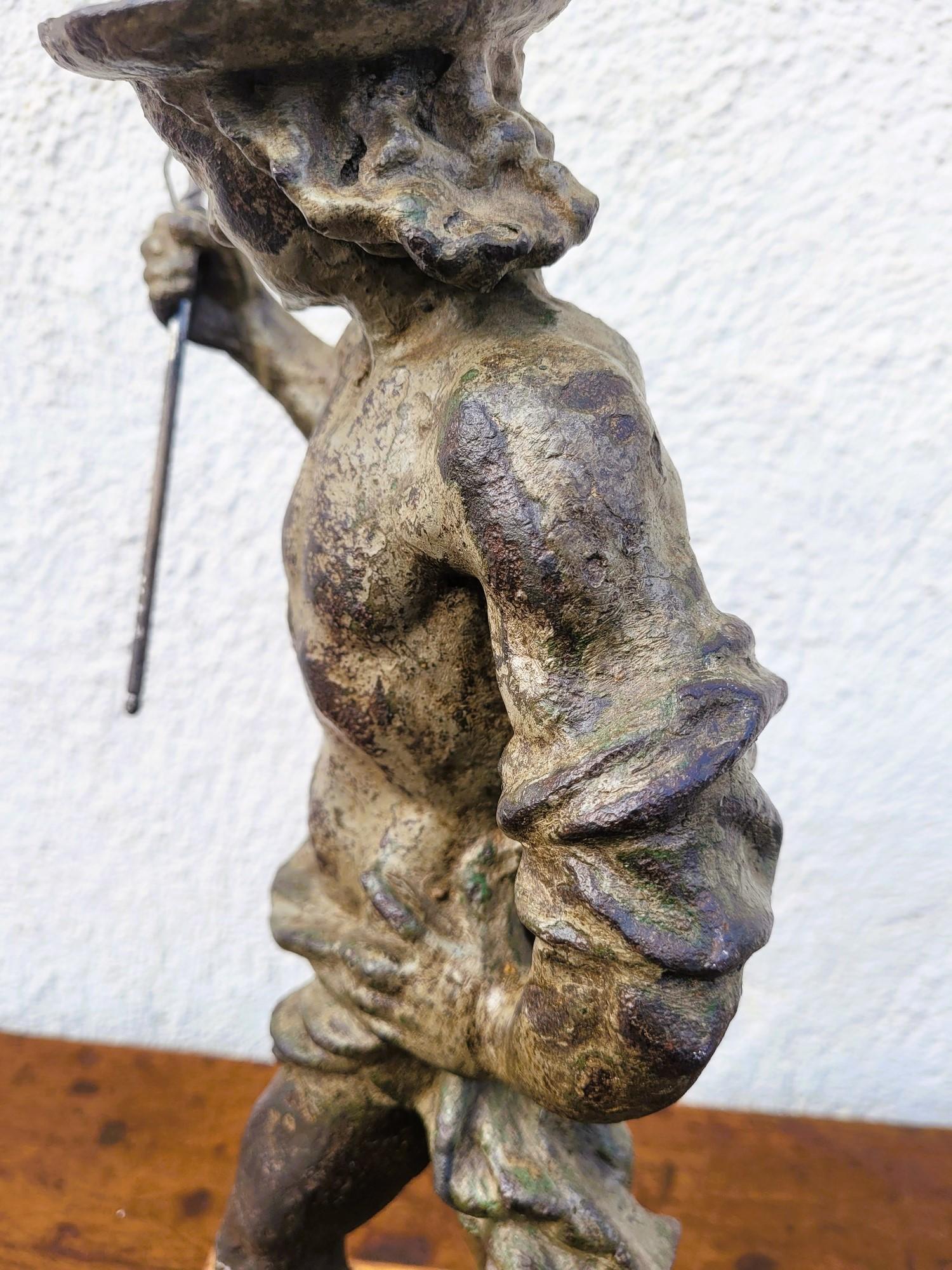Statua di Mercurio in ghisa in vendita 2