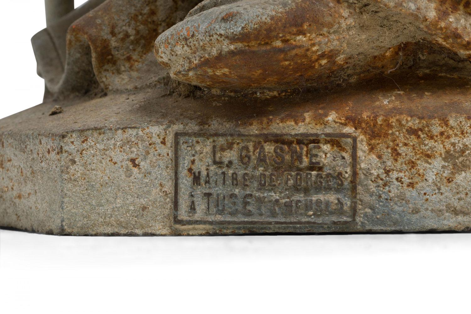 Statua di uomo santo in ghisa per esterni in vendita 2