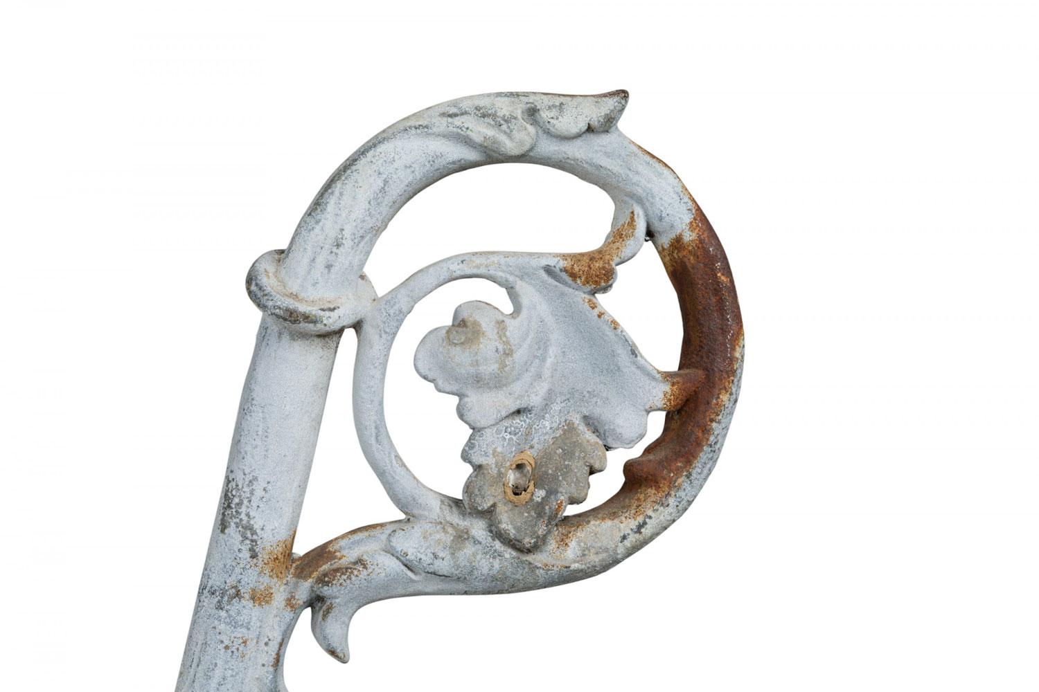 Statua di uomo santo in ghisa per esterni In condizioni buone in vendita a Queens, NY