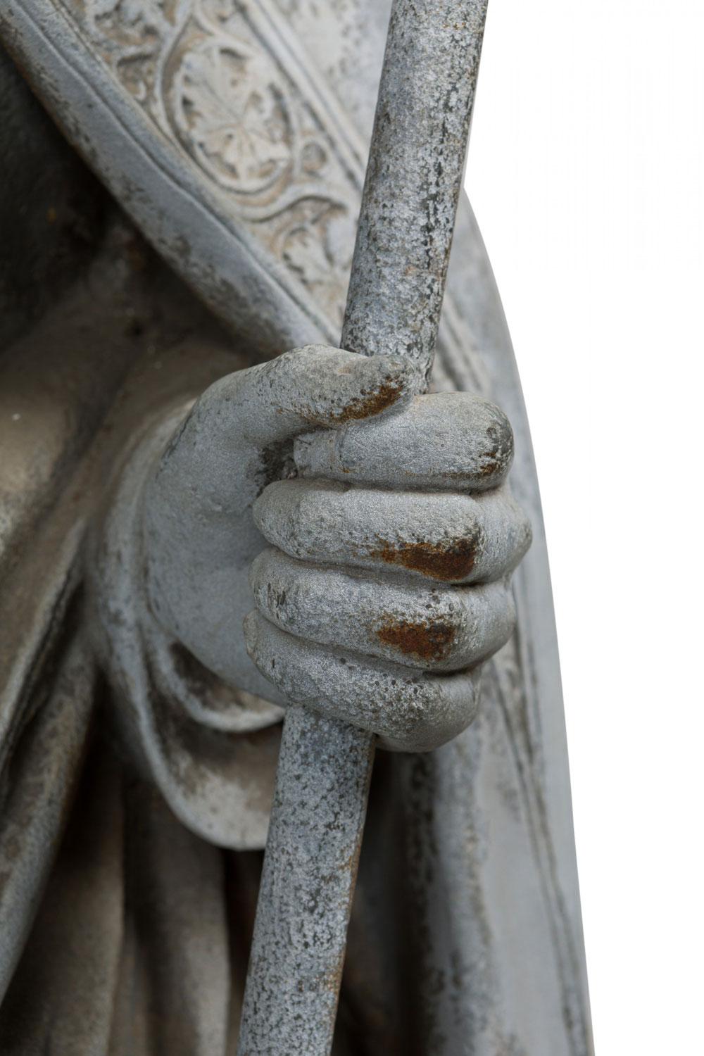 XIX secolo Statua di uomo santo in ghisa per esterni in vendita