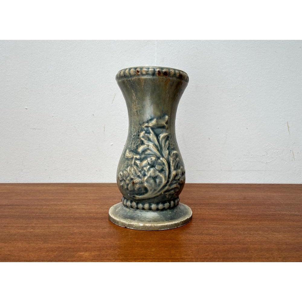 Cast Iron Outdoor Garden Vase from Pecherard, France, 1970s For Sale 3