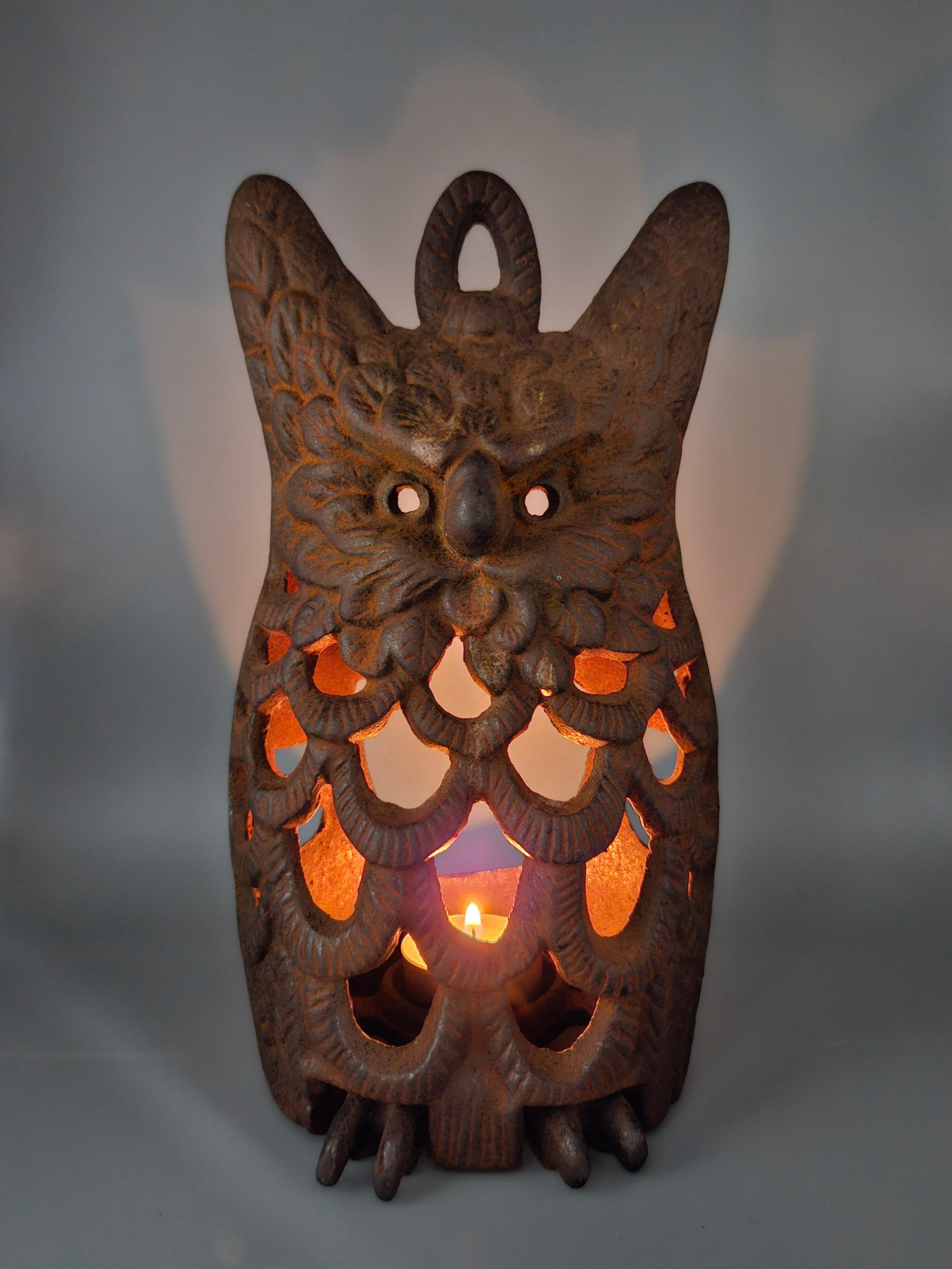 Cast Iron Owl Garden Lantern, Japan, Mid 20th Century For Sale 7