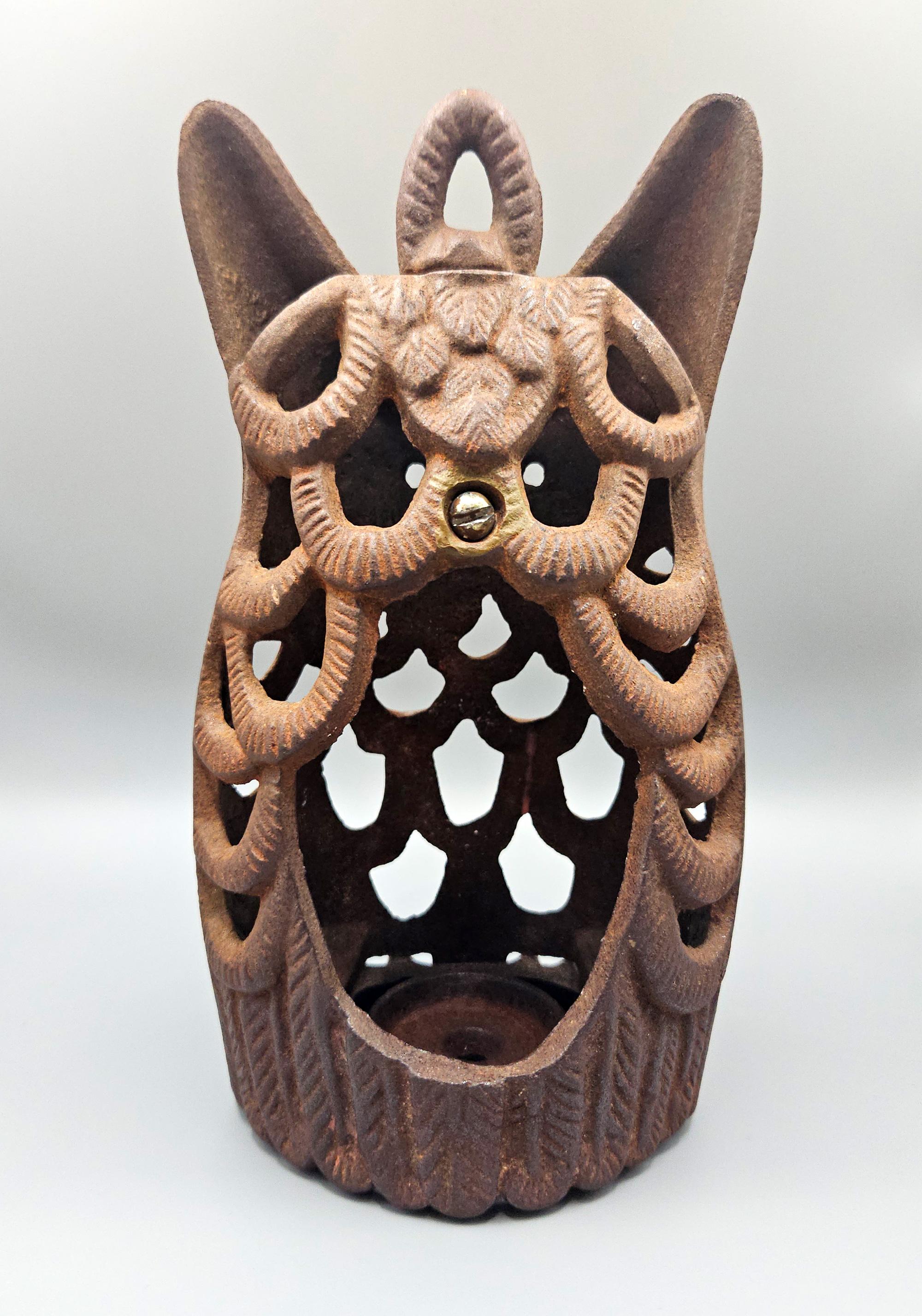 Cast Iron Owl Garden Lantern, Japan, Mid 20th Century For Sale 1