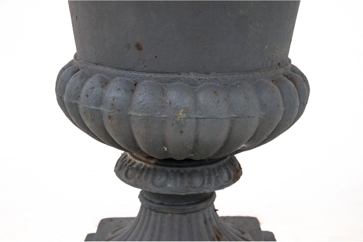 Cast Iron Pot, France, Early 20th Century For Sale 2