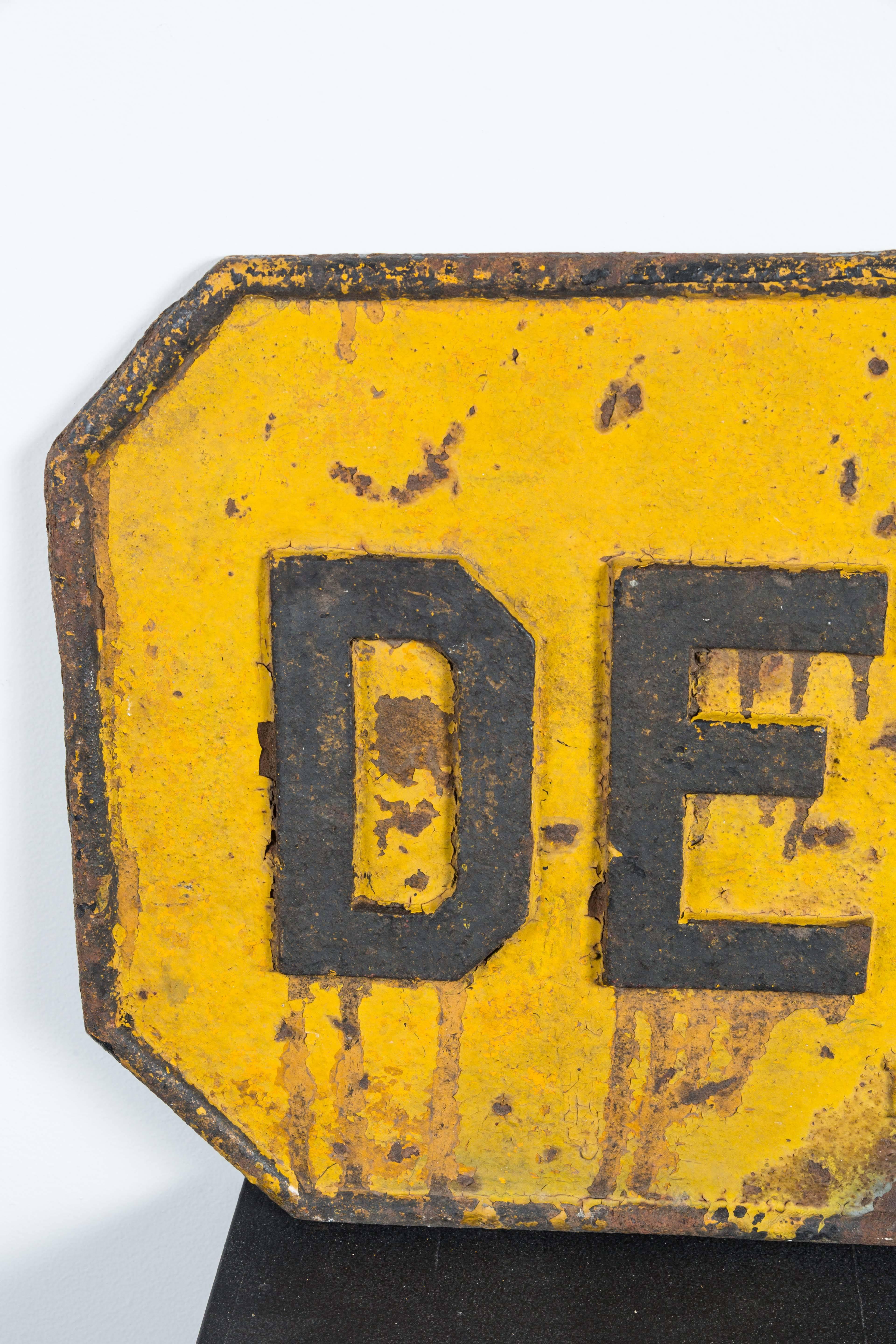 American Cast Iron Railroad DERAIL Sign, Early 20th Century