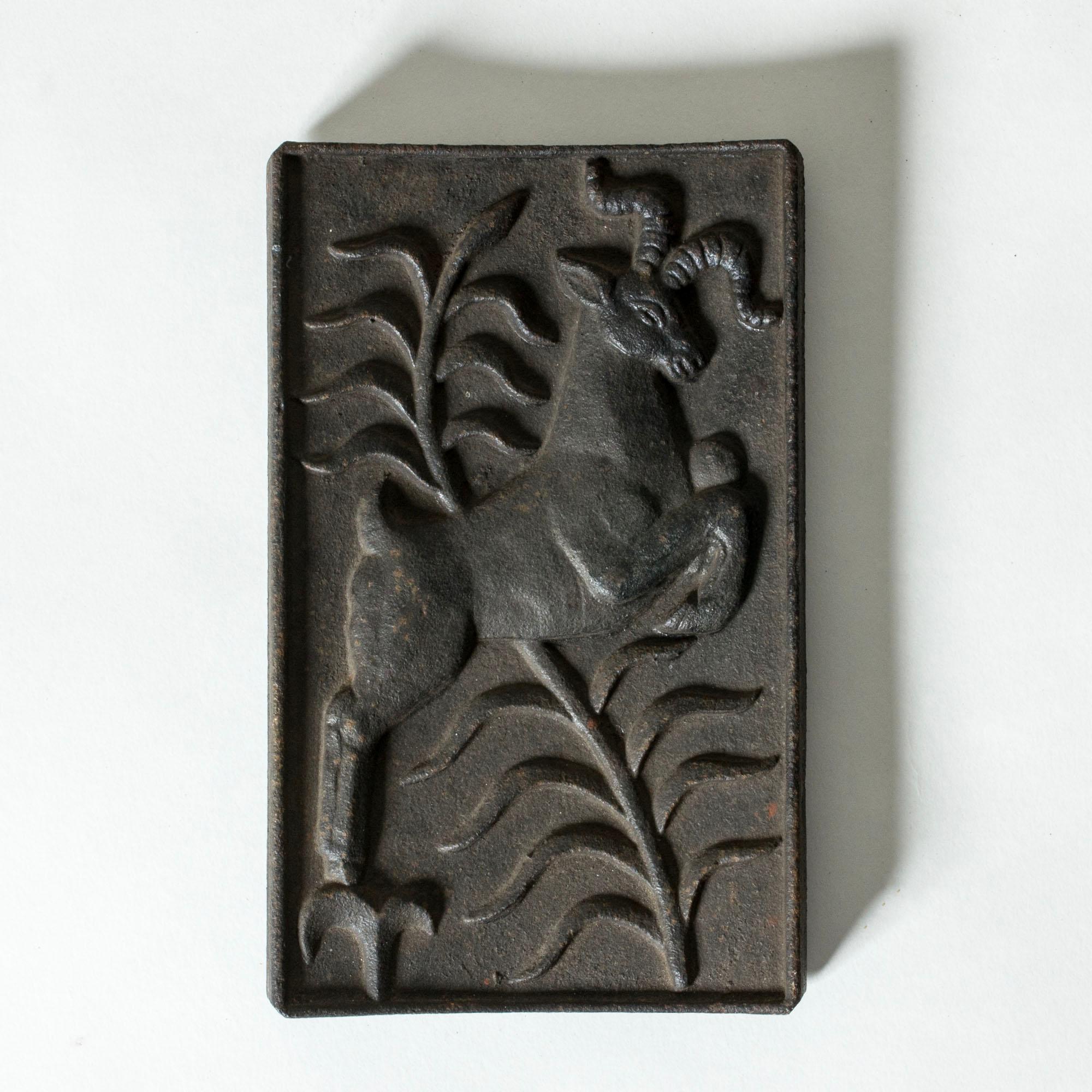 Moulage Relief en fonte d'Anna Petrus pour Näfveqvarns Bruk, Suède, vers 1925