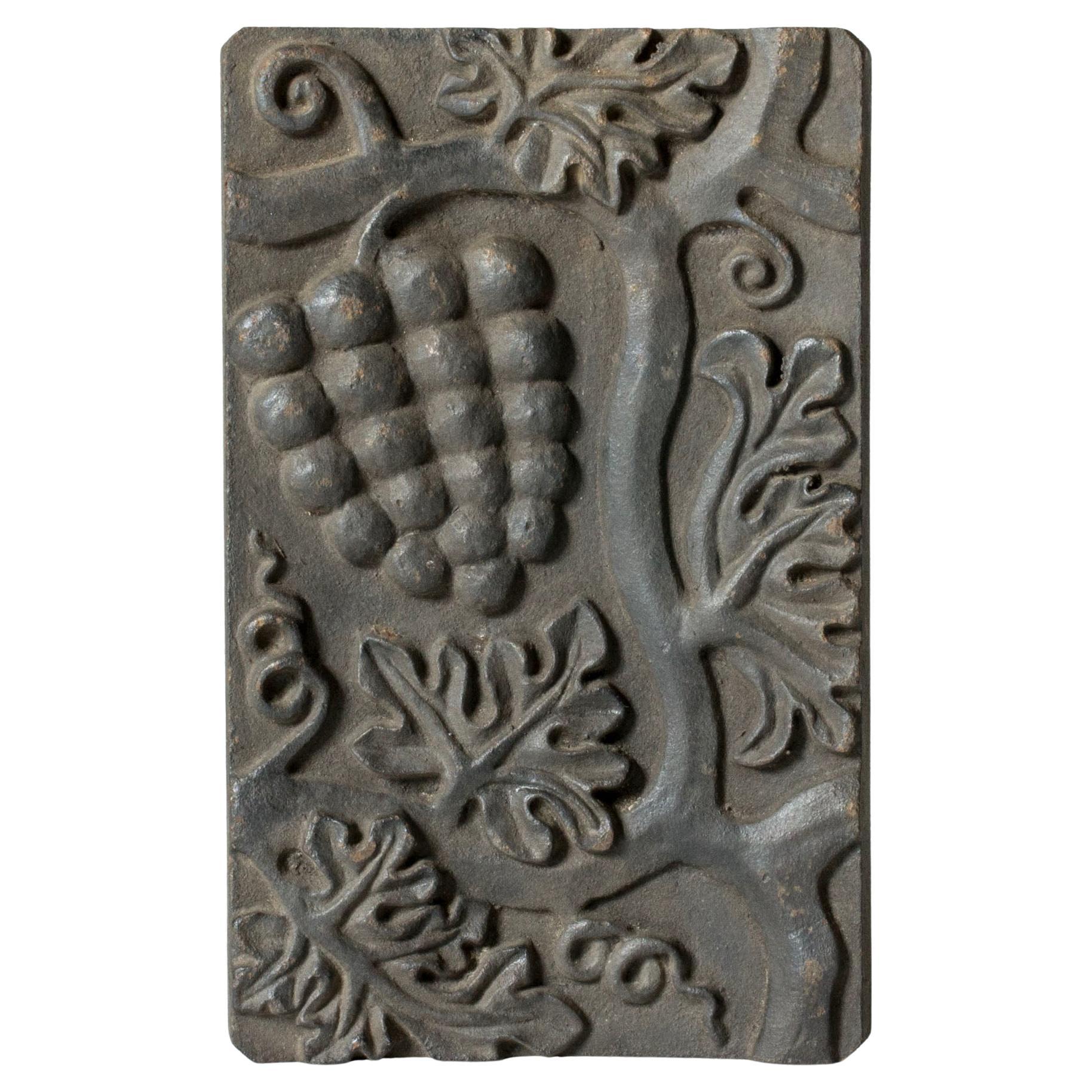 Cast iron relief by Anna Petrus for Näfveqvarns Bruk, Sweden, ca 1925 For Sale