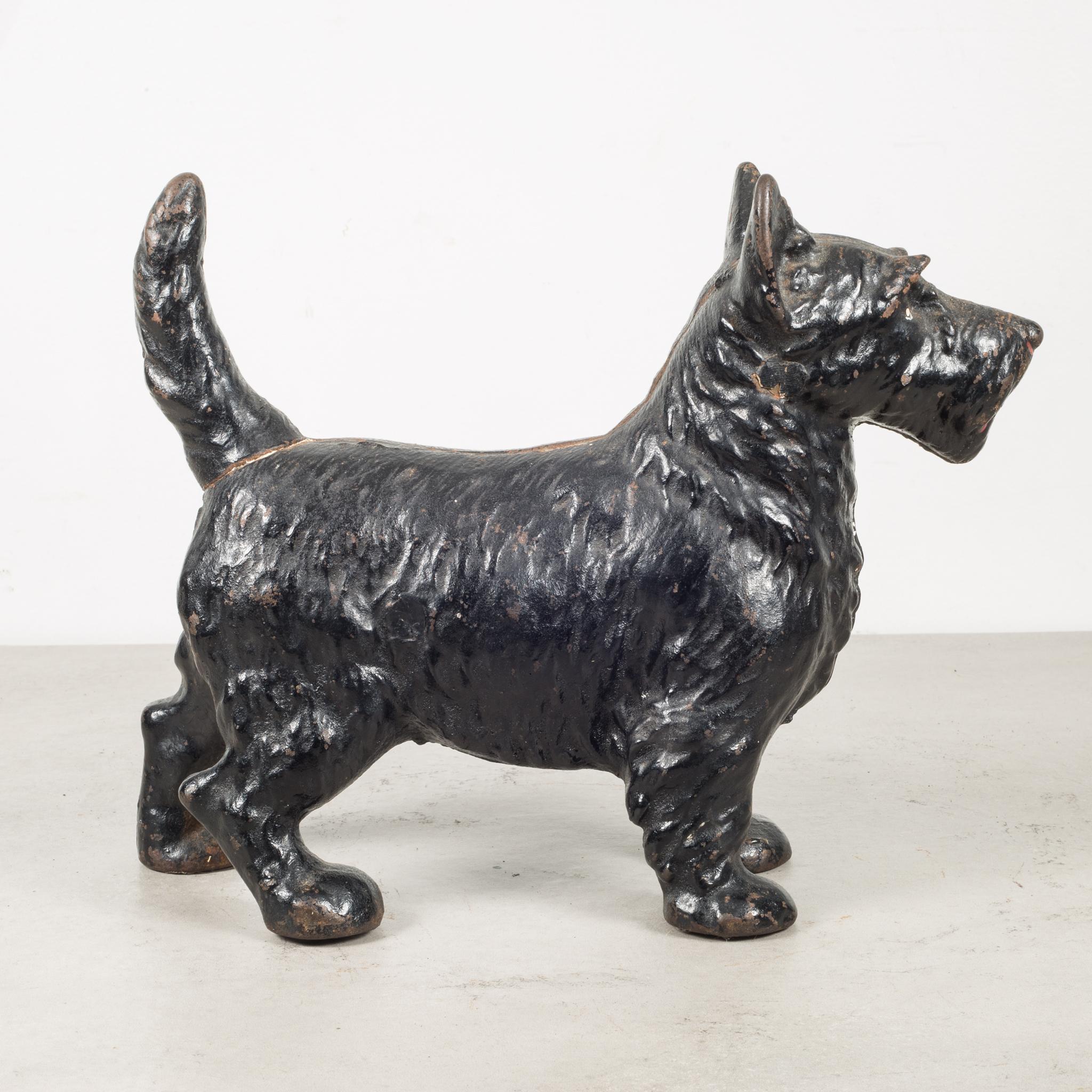 Industrial Cast Iron Scottish Terrier Doorstop by Hubley, circa 1910-1940