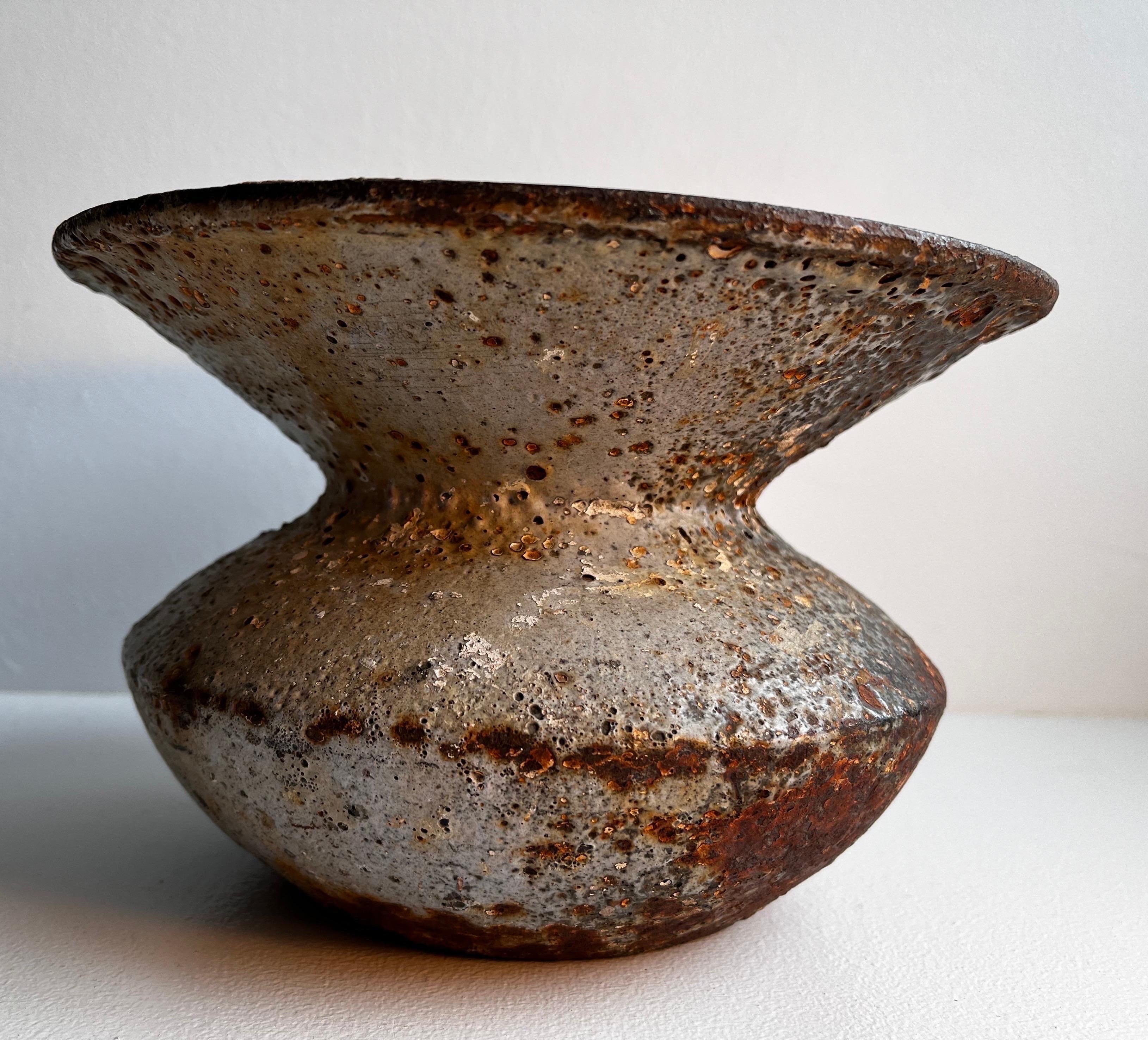 Cast Iron Spittoon with Perfect Volcanic Glaze Patina in the Style of Lucie Rie For Sale 4
