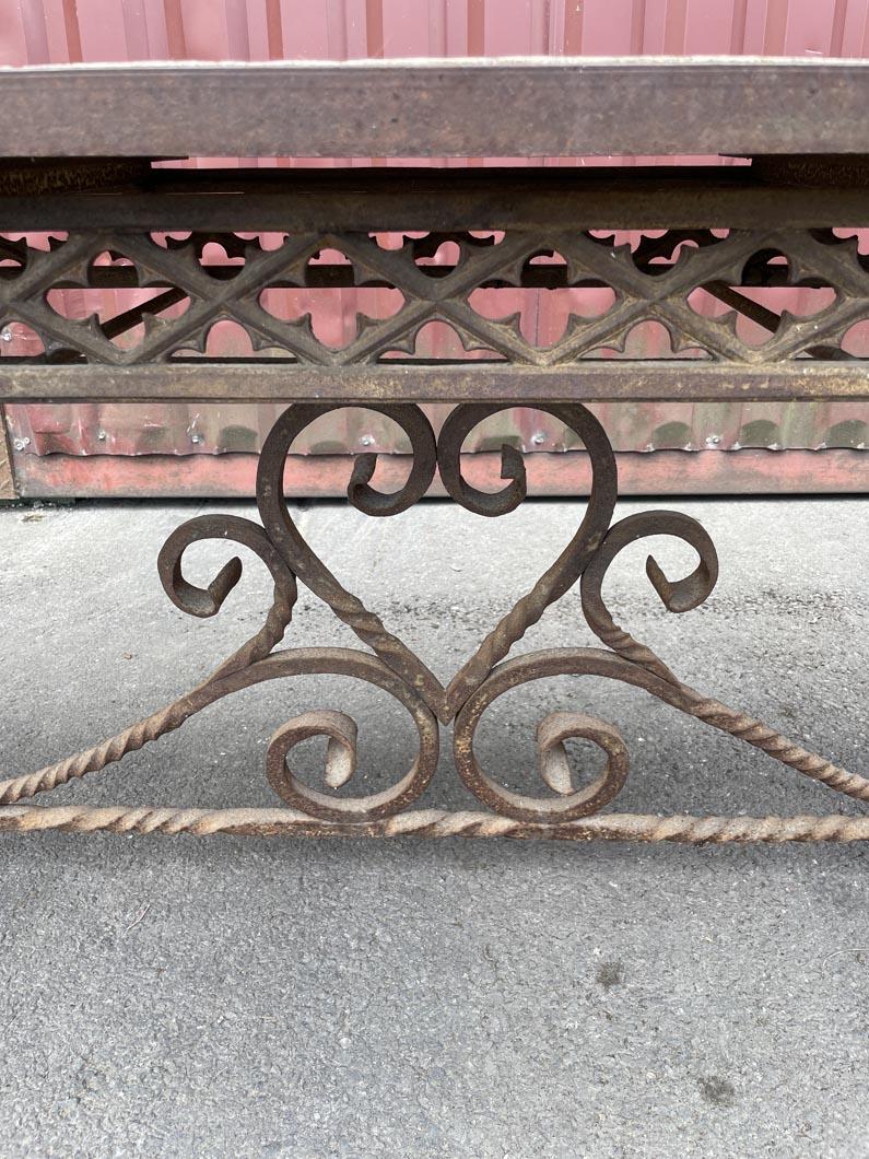 French Cast iron table in Neo-Gothic period For Sale