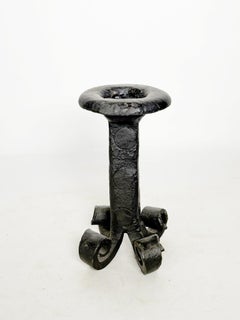 Dreibeiniger Kerzenhalter aus Gusseisen, Frankreich, 1960