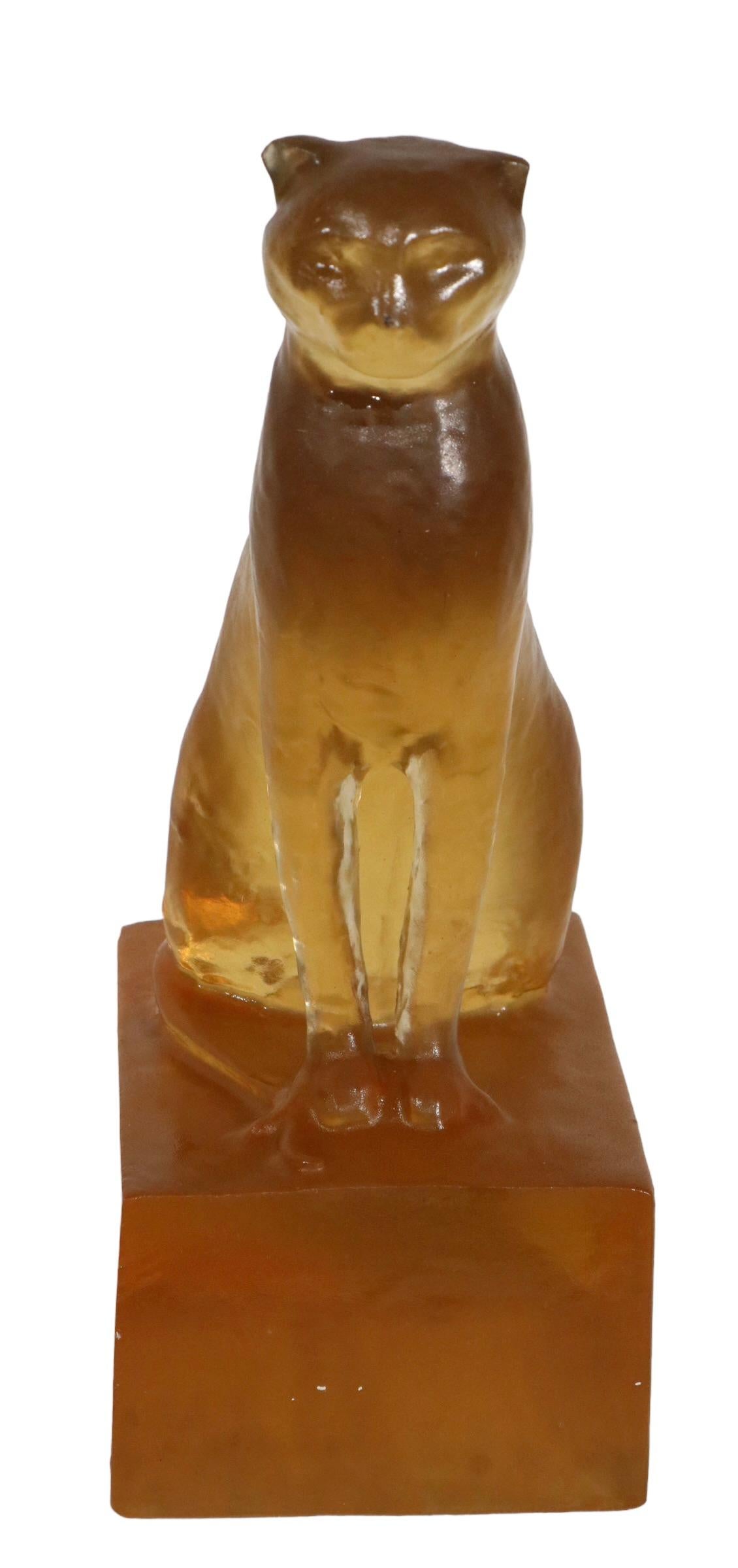 Cast Lucite Cat by Dorothy Thorpe In Good Condition For Sale In New York, NY