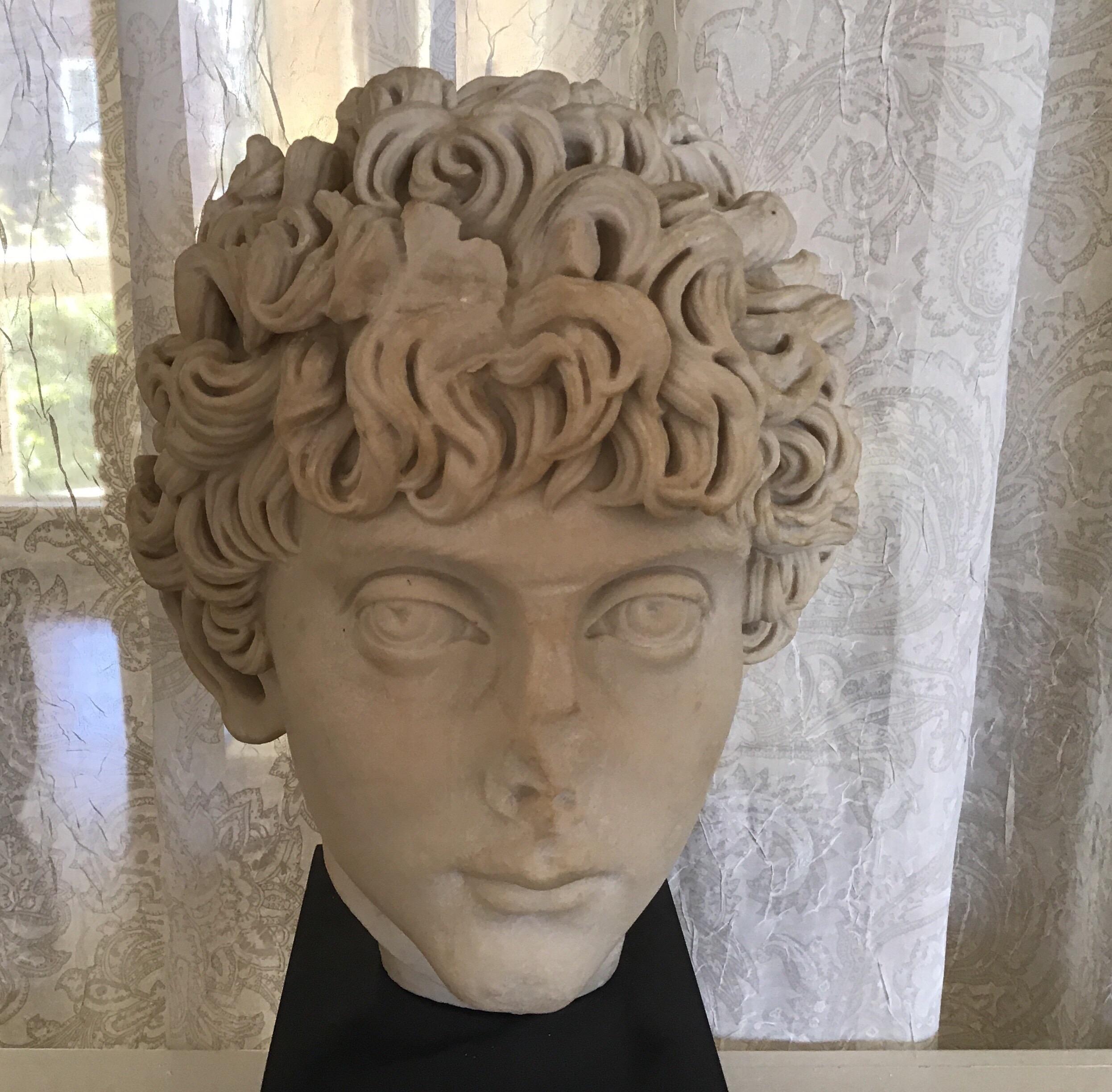 Sculpture romaine moulée en vente 2