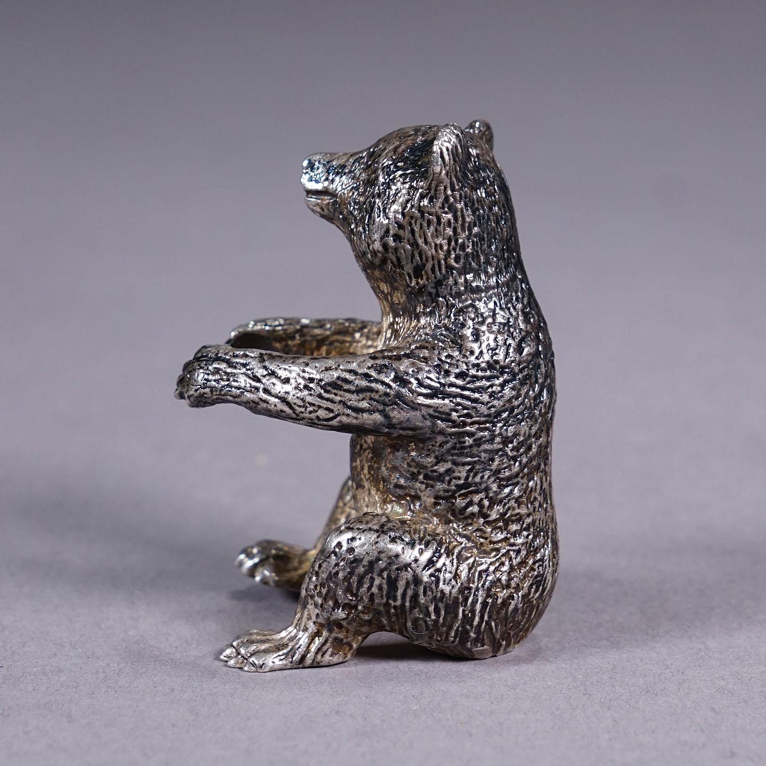 Fundición de un oso sentado Plata de ley ca. 1930s Victoriano en venta